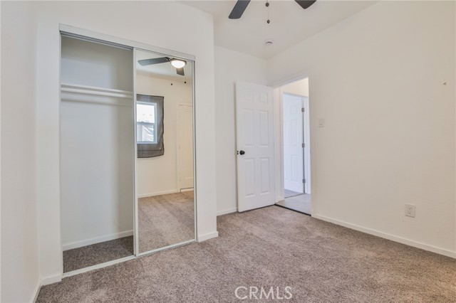 Los Angeles, California, 90001, United States, 4 Bedrooms Bedrooms, ,Residential,For Sale,1928071