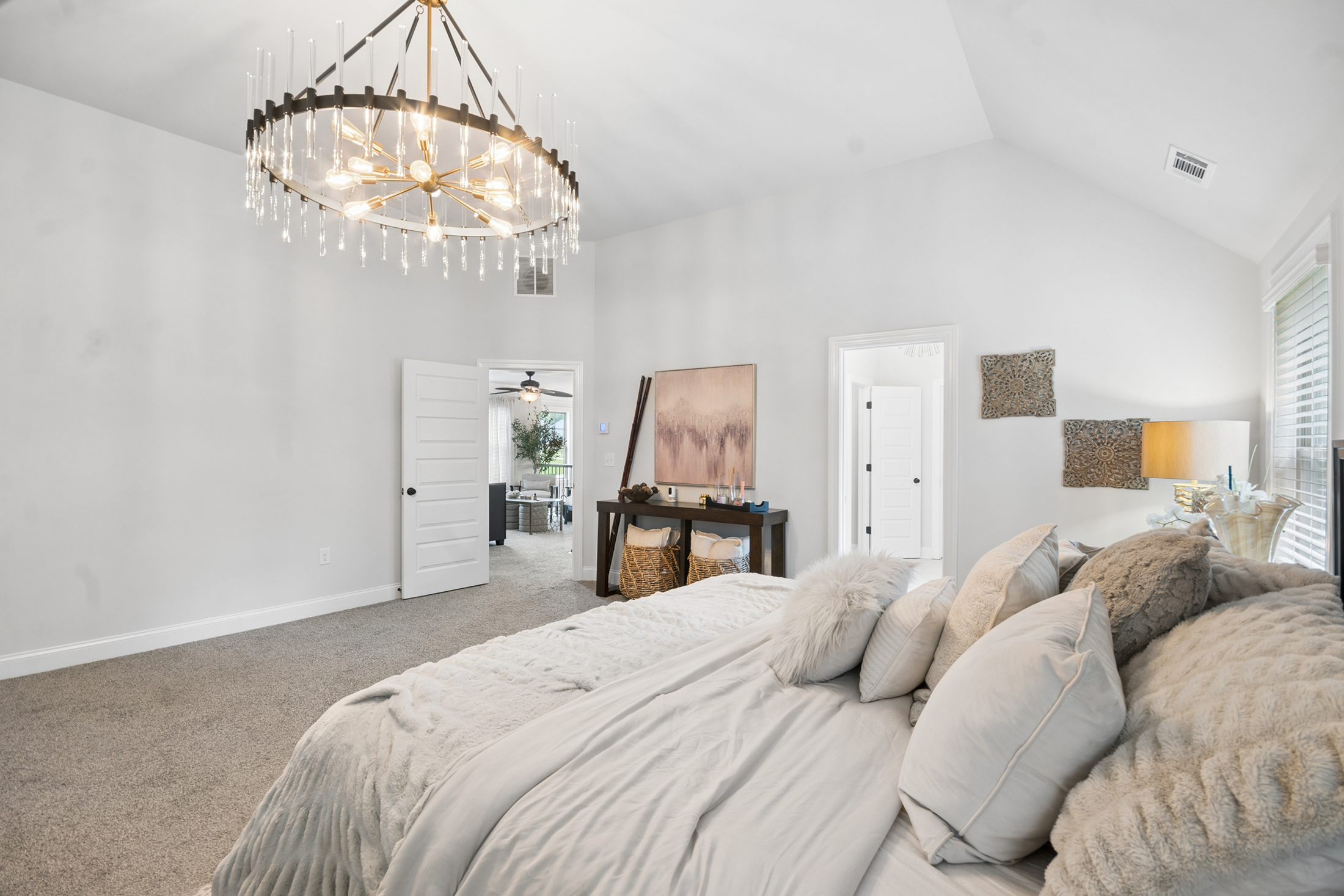  Thoughtfully Designed Home in Private, Nine Oaks Neighborhood - 物件實景