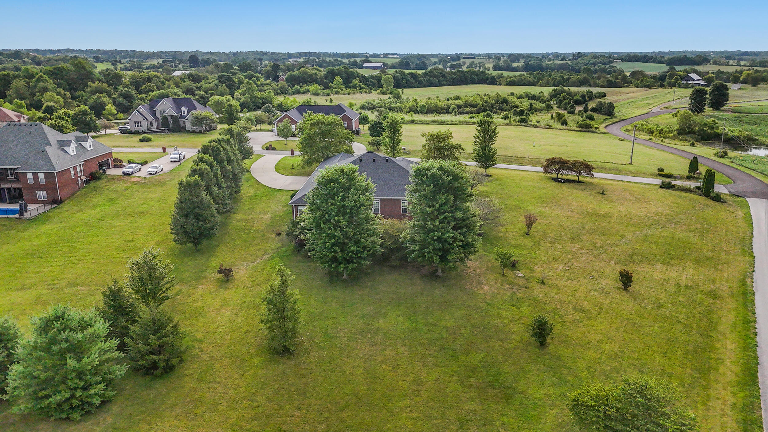 Georgetown, Kentucky, 40324, United States, 6 Bedrooms Bedrooms, ,4 BathroomsBathrooms,Residential,For Sale,1874410