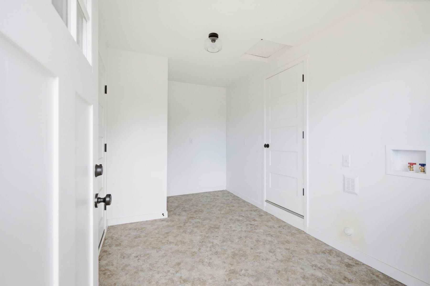 1202 NE A Street Grants Pass, OR 97526 - 物件實景