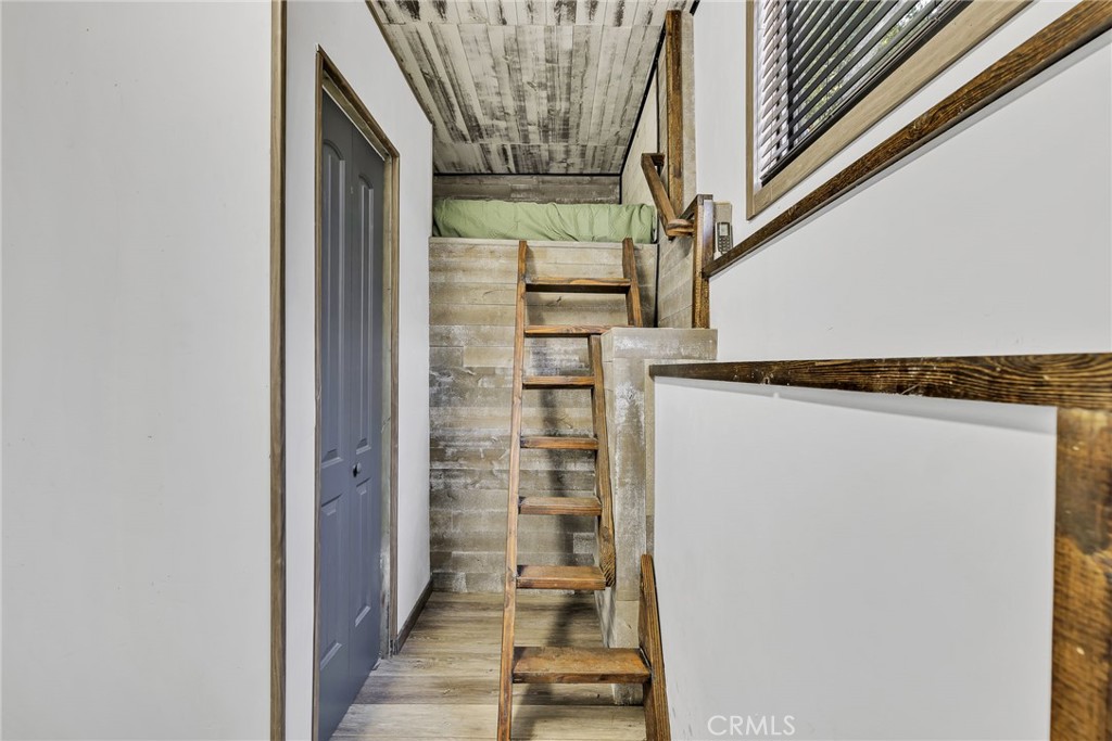 Woodland Hills, California, 91364, United States, 4 Bedrooms Bedrooms, ,2 BathroomsBathrooms,Residential,For Sale,1975100