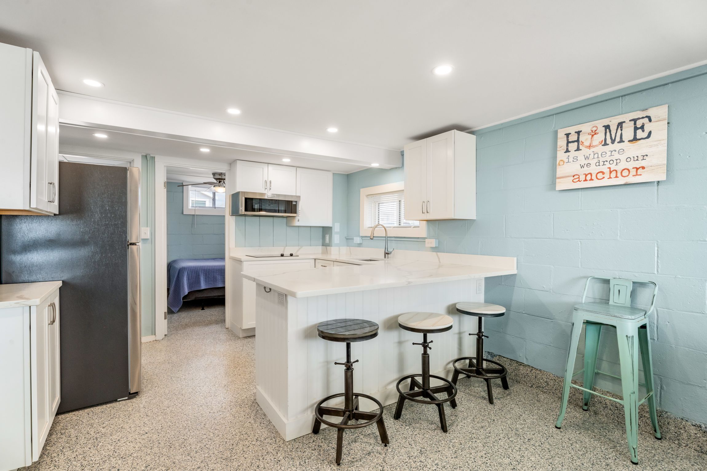  27 Concord Avenue, Hampton, NH, 03842 - 物件實景