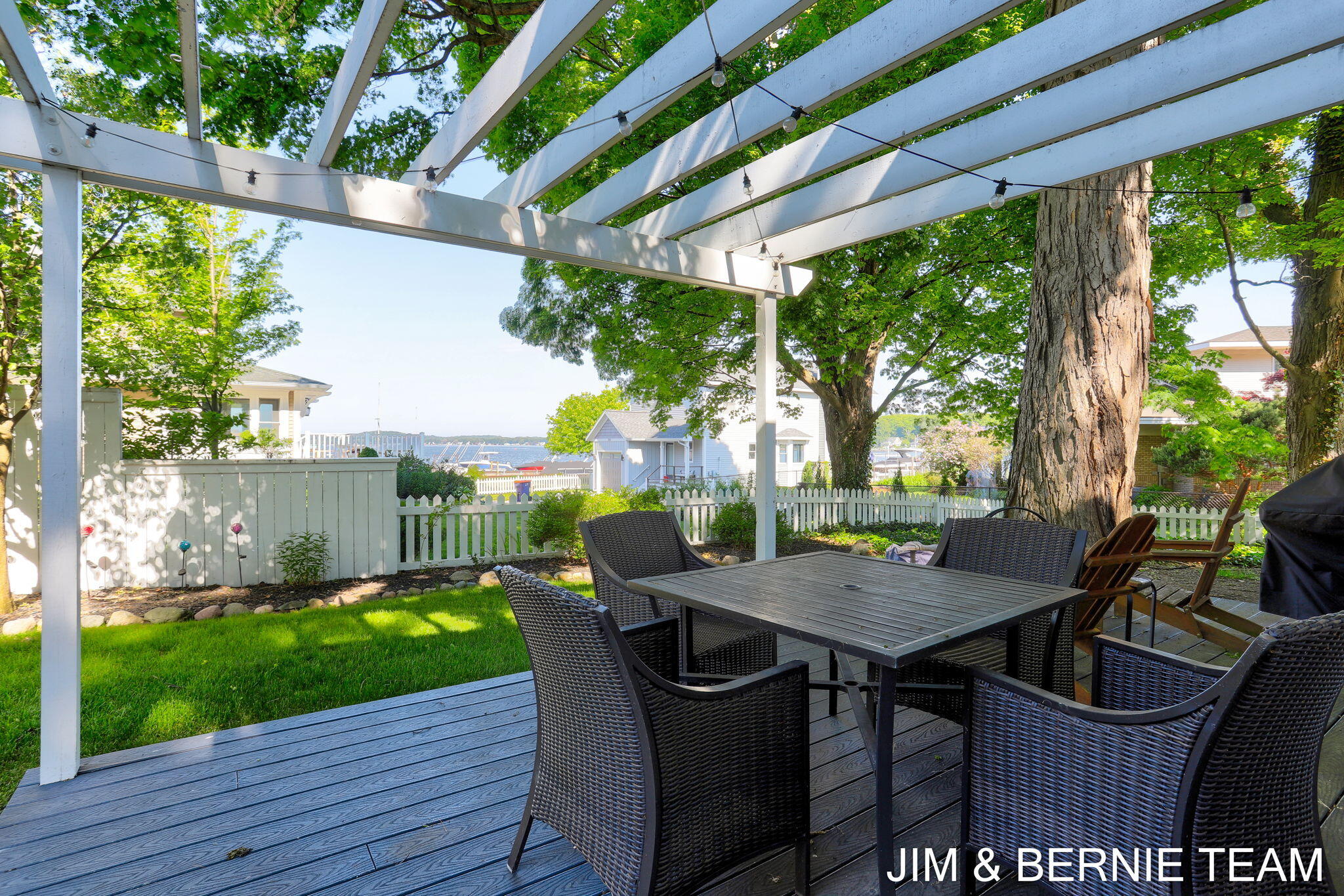 Holland, Michigan, 49423, United States, 3 Bedrooms Bedrooms, ,2 BathroomsBathrooms,Residential,For Sale,1827568