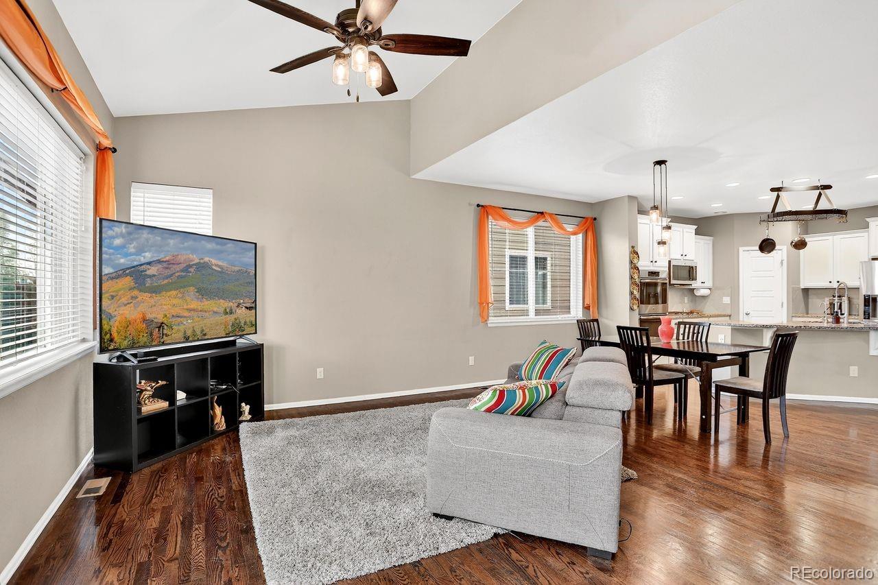 Parker, Colorado, 80134, United States, 4 Bedrooms Bedrooms, ,4 BathroomsBathrooms,Residential,For Sale,1972912