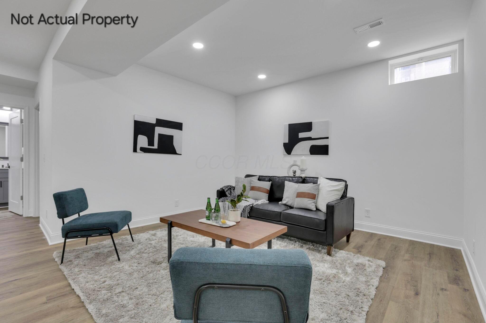 Grove City, Ohio, 43123, United States, 5 Bedrooms Bedrooms, ,4 BathroomsBathrooms,Residential,For Sale,1976085