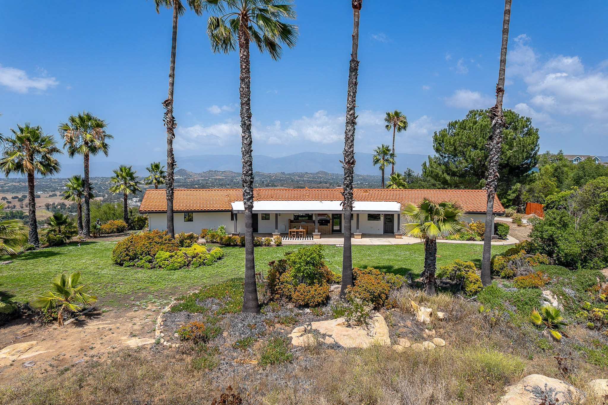  14043 Calle De Vista, Valley Center, CA 92082 - 物件實景