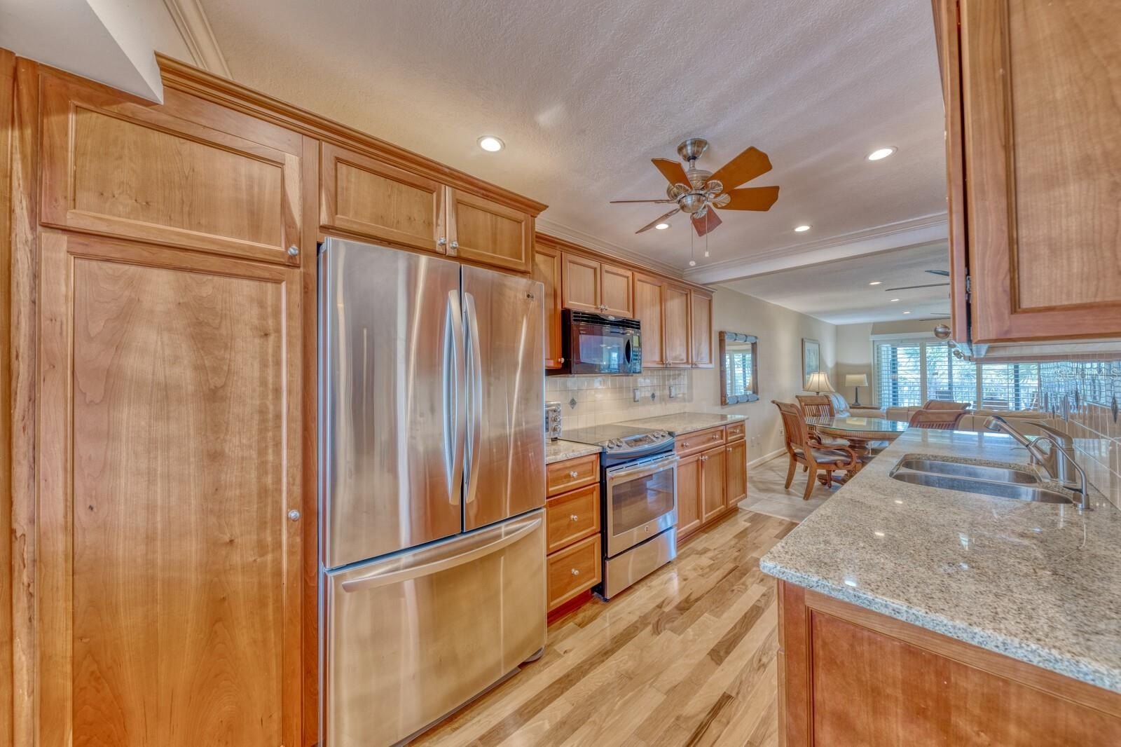 BELLEAIR BEACH, Florida, 33786, United States, 2 Bedrooms Bedrooms, ,2 BathroomsBathrooms,Residential,For Sale,1869457