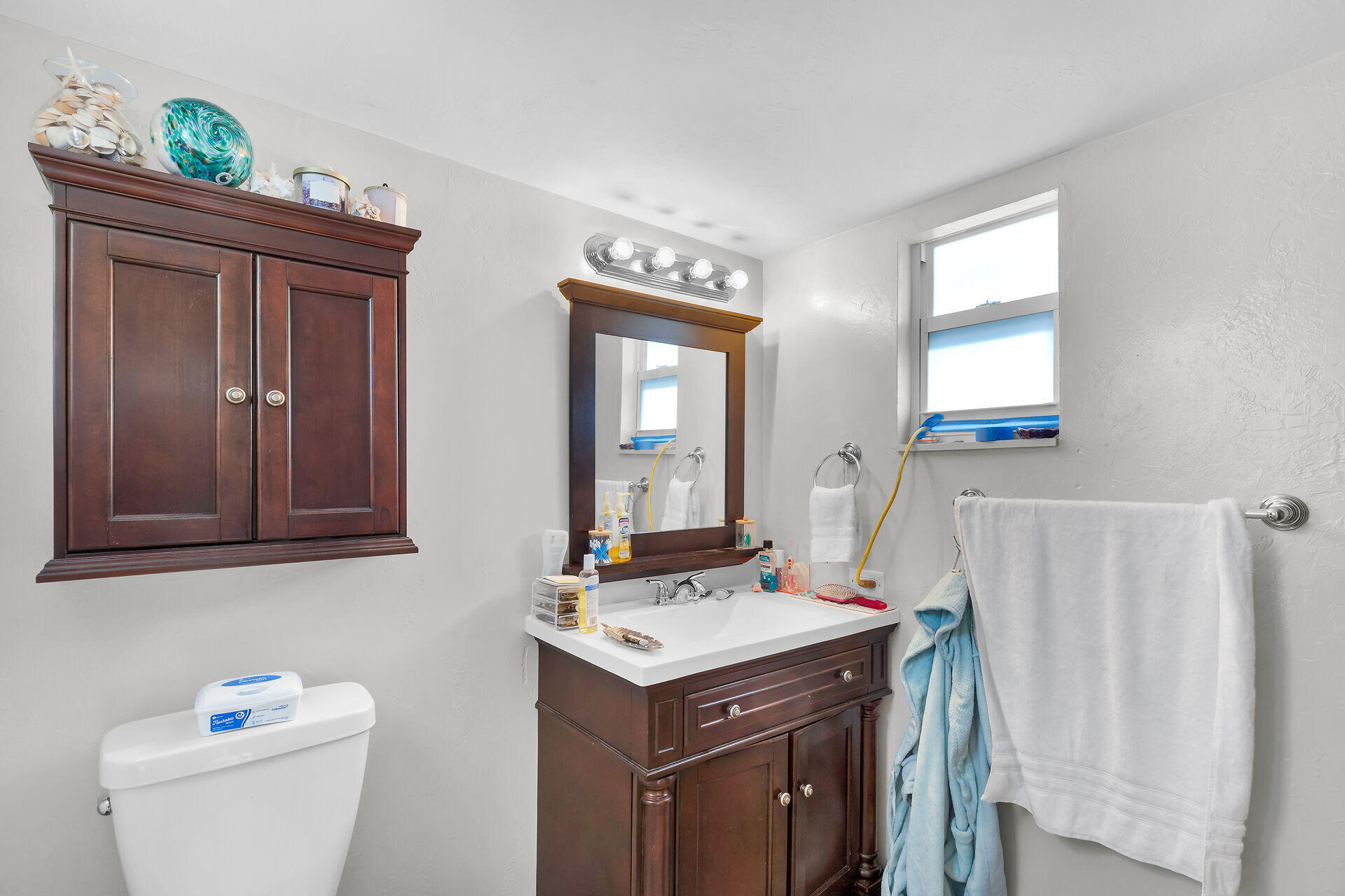 KEY LARGO, Florida, 33037, United States, 3 Bedrooms Bedrooms, ,3 BathroomsBathrooms,Residential,For Sale,1827009