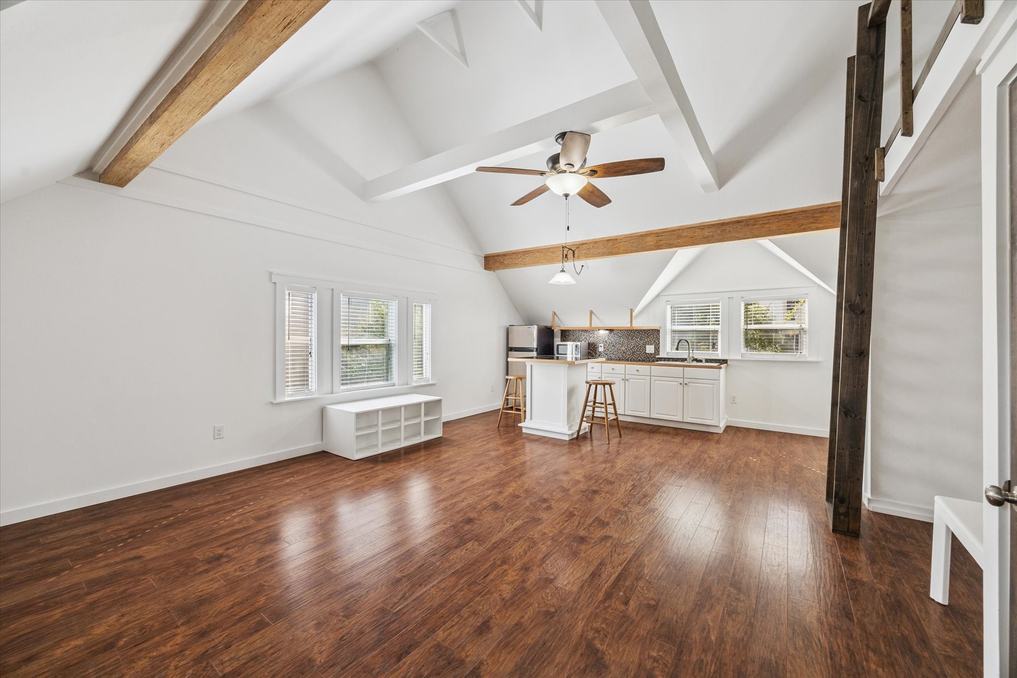  1315 W 22nd Street - 物件實景