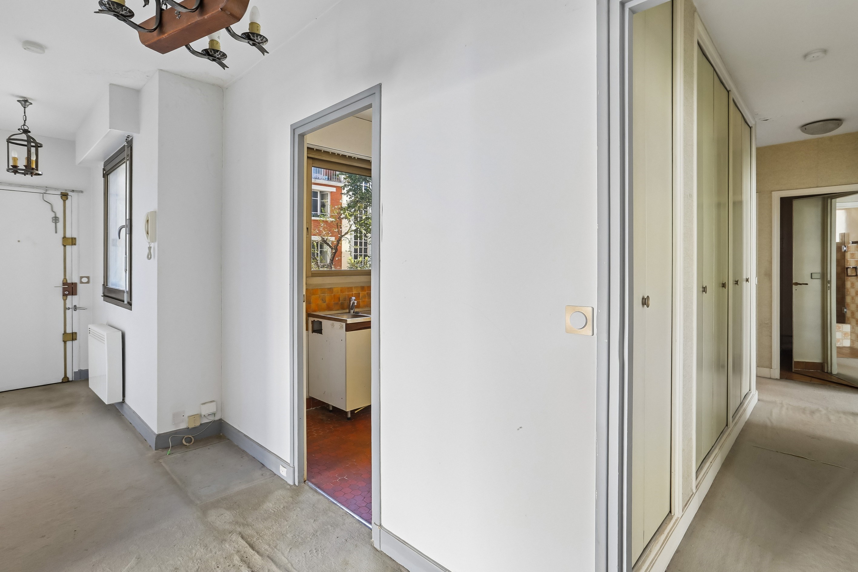  Family apartment with balcony to renovate - Saussure / Tocqueville - 物件實景