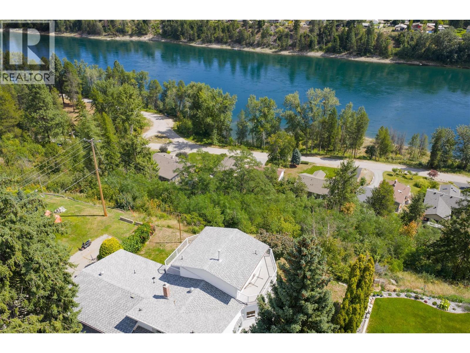 CASTLEGAR, British Columbia, V1N 2S5, CA, 5 Bedrooms Bedrooms, ,3 BathroomsBathrooms,Residential,For Sale,1918306