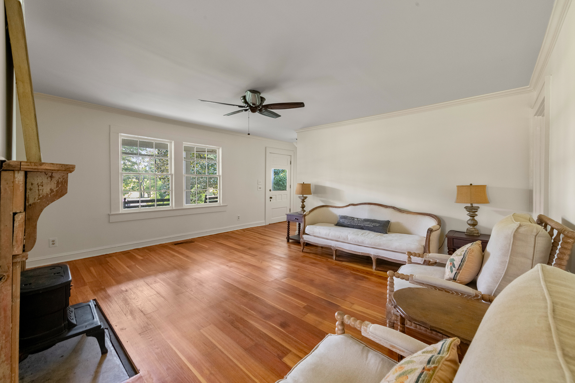  A Timeless Farmhouse Retreat on 7.3 Acres in Milton near Birmingham Crossroads - 物件實景