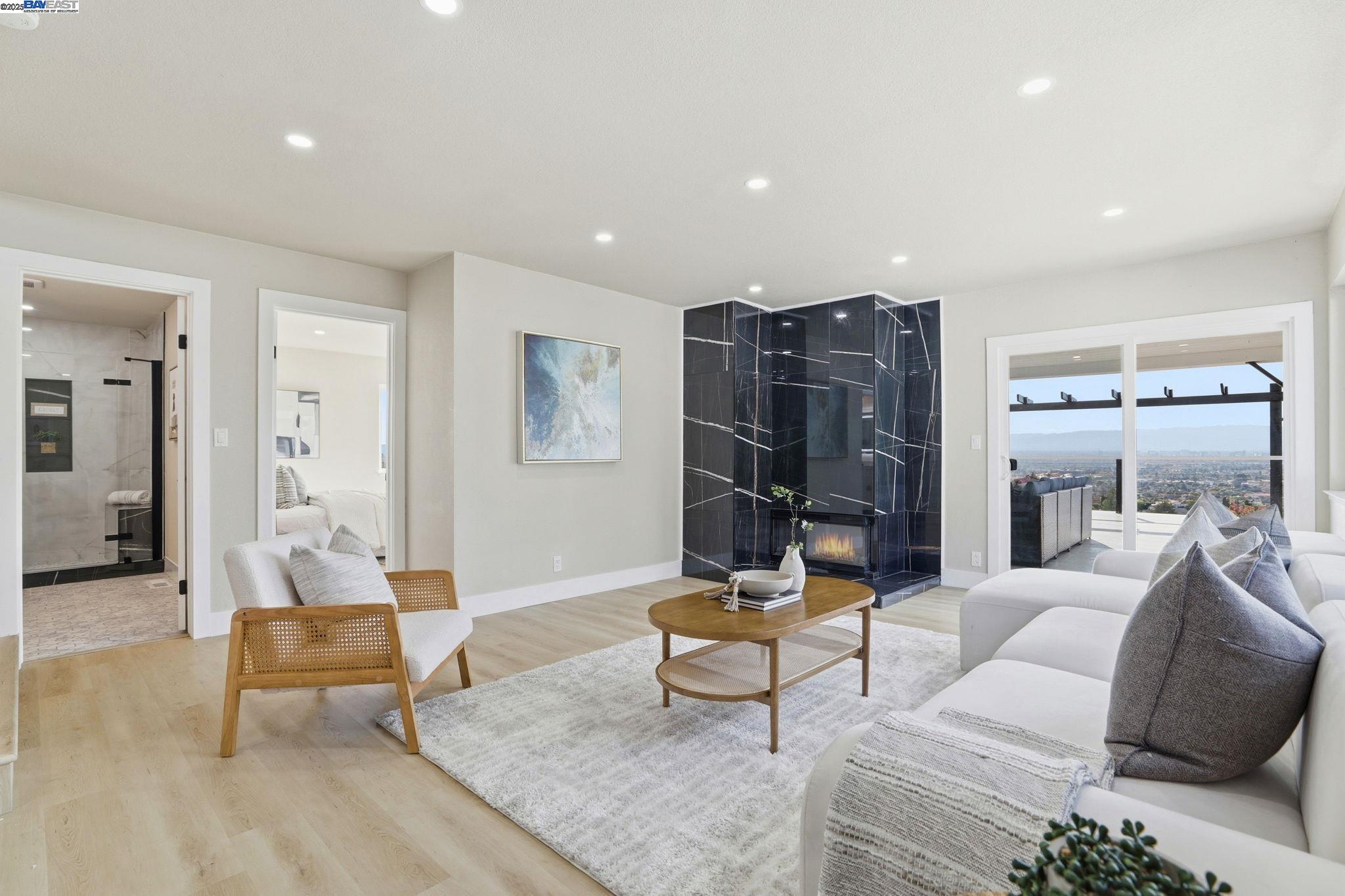 San Jose, California, 95127, United States, 4 Bedrooms Bedrooms, ,4 BathroomsBathrooms,Residential,For Sale,1988045