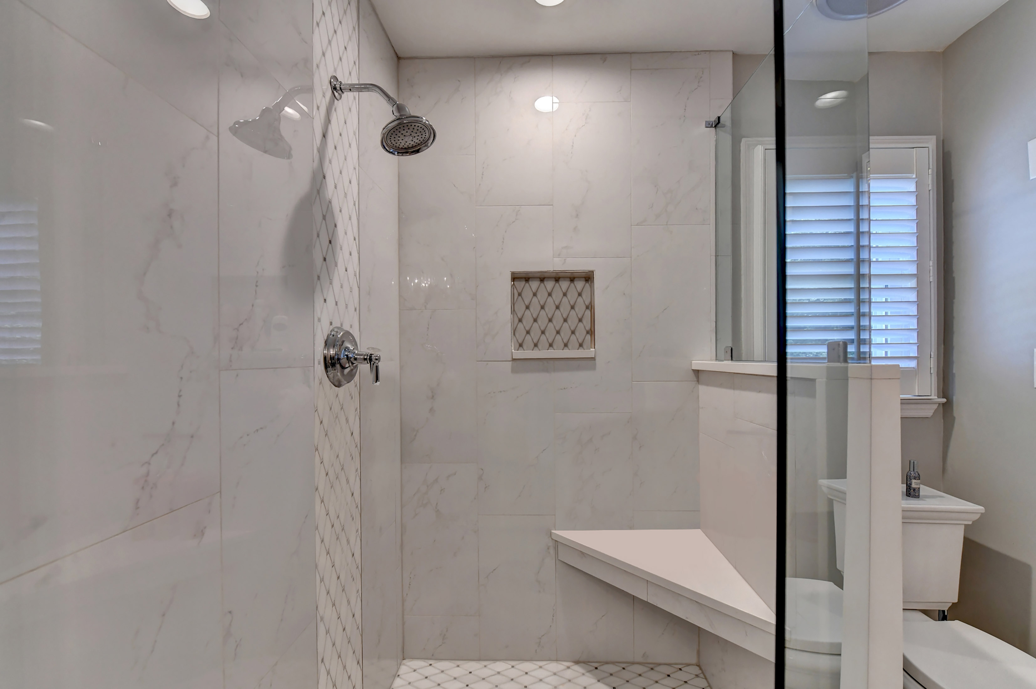  Lovely End-Unit Townhome in Roswell - 物件實景