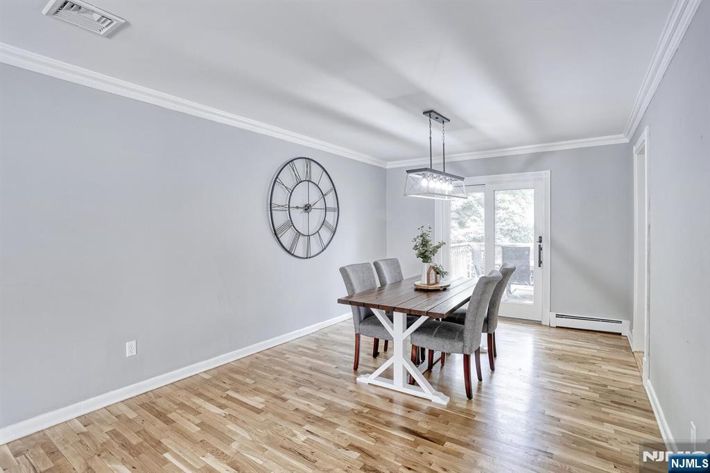 Ramsey, New Jersey, 07446, United States, 4 Bedrooms Bedrooms, ,3 BathroomsBathrooms,Residential,For Sale,1911105