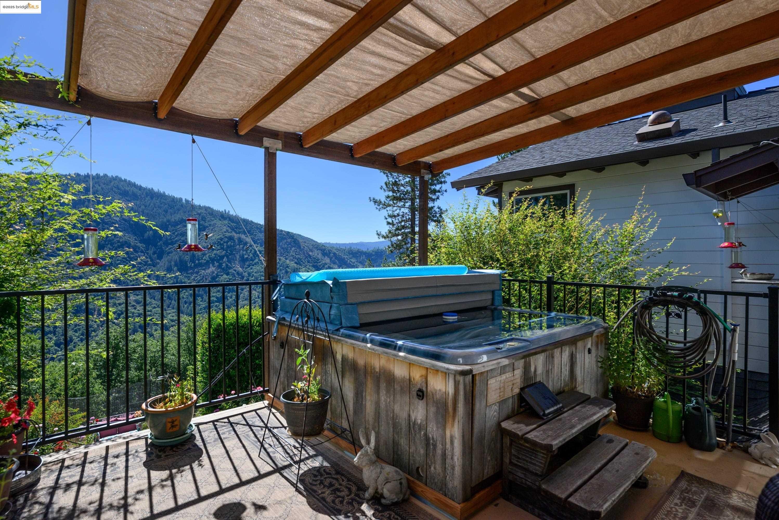 Twain Harte, California, 95383, United States, 3 Bedrooms Bedrooms, ,5 BathroomsBathrooms,Residential,For Sale,1900686