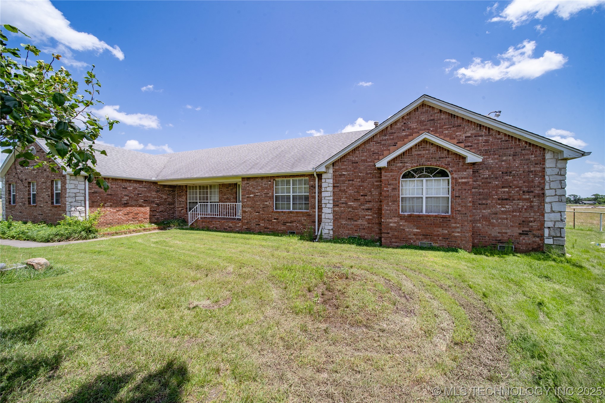 Haskell, Oklahoma, 74436, United States, 3 Bedrooms Bedrooms, ,3 BathroomsBathrooms,Residential,For Sale,1903731