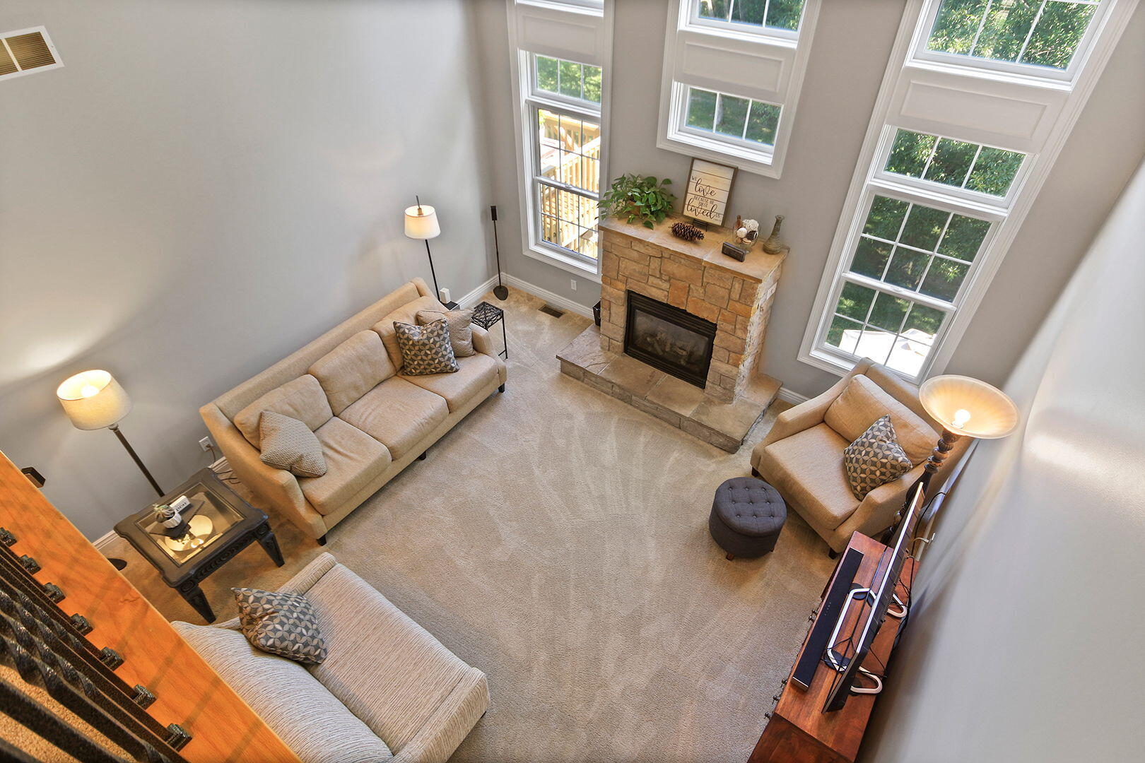 COLUMBIA, Missouri, 65203, United States, 5 Bedrooms Bedrooms, ,4 BathroomsBathrooms,Residential,For Sale,1983136