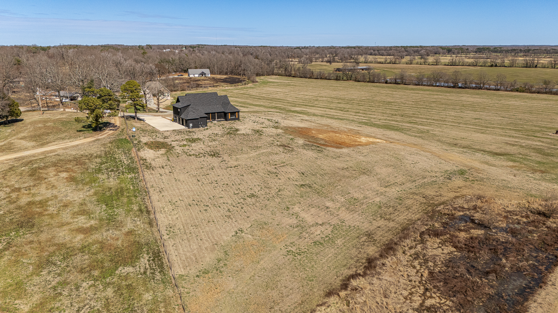 Jonesboro, Arkansas, 72404, United States, 4 Bedrooms Bedrooms, ,4 BathroomsBathrooms,Residential,For Sale,1744124