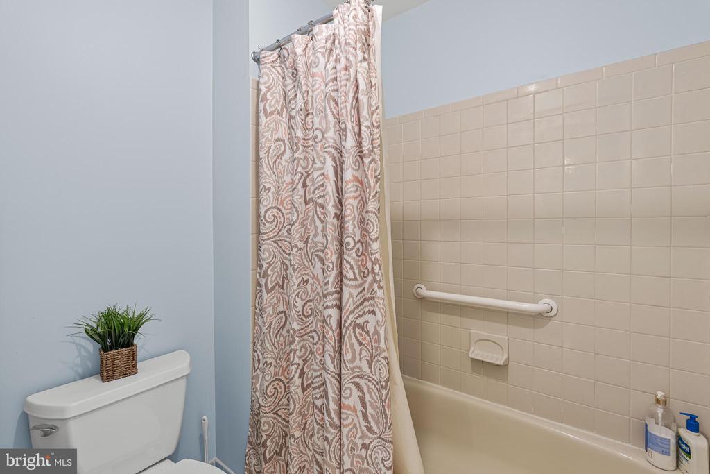 Plainsboro, New Jersey, 08536, United States, 4 Bedrooms Bedrooms, ,3 BathroomsBathrooms,Residential,For Sale,1922376
