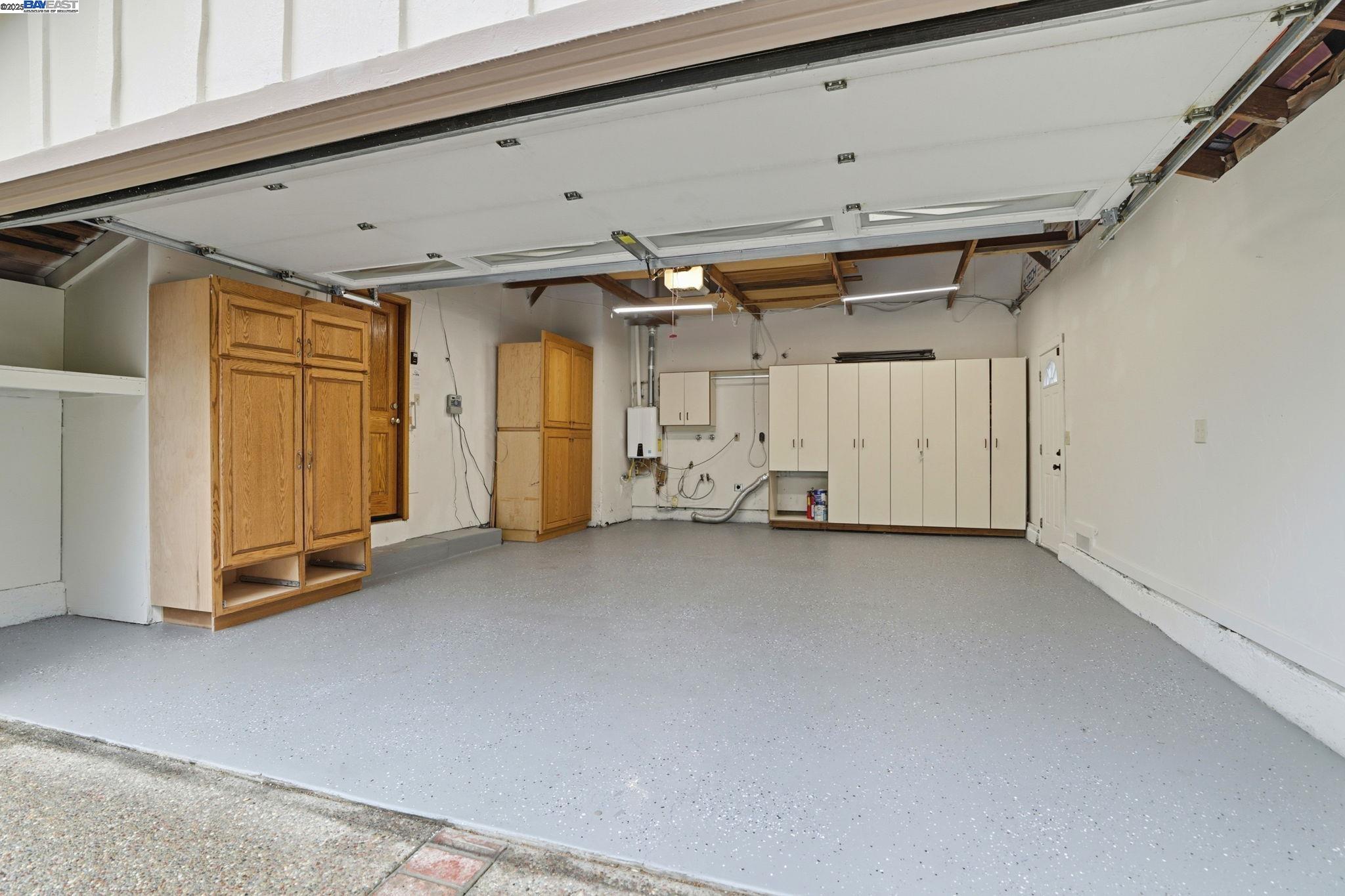 Fremont, California, 94536, United States, 3 Bedrooms Bedrooms, ,2 BathroomsBathrooms,Residential,For Sale,1992910