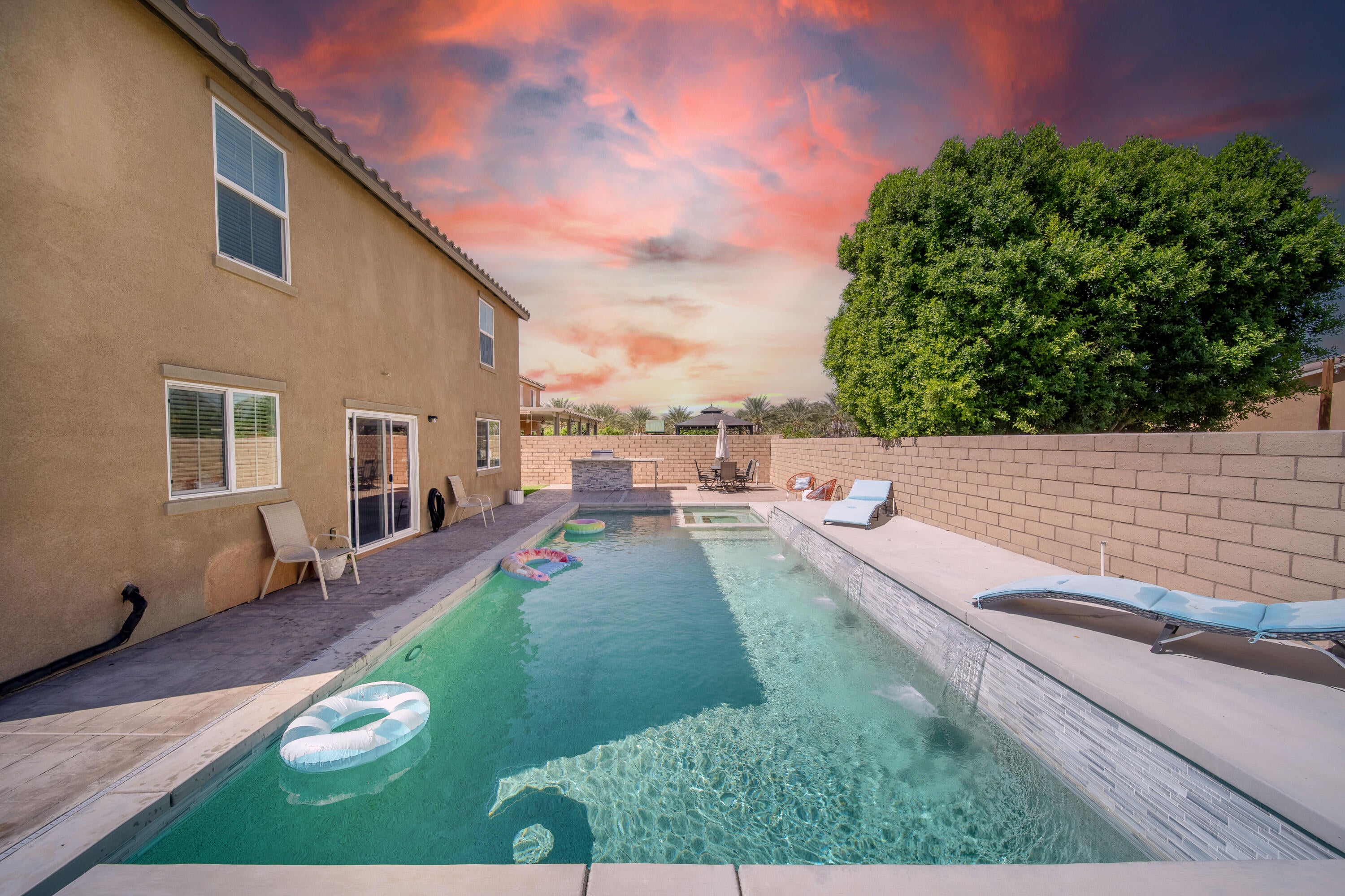 Coachella, California, 92236, United States, 5 Bedrooms Bedrooms, ,3 BathroomsBathrooms,Residential,For Sale,2009359