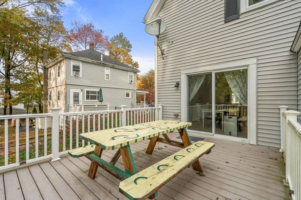 Rockland, Massachusetts, 02370, United States, 3 Bedrooms Bedrooms, ,1 BathroomBathrooms,Residential,For Sale,1968670