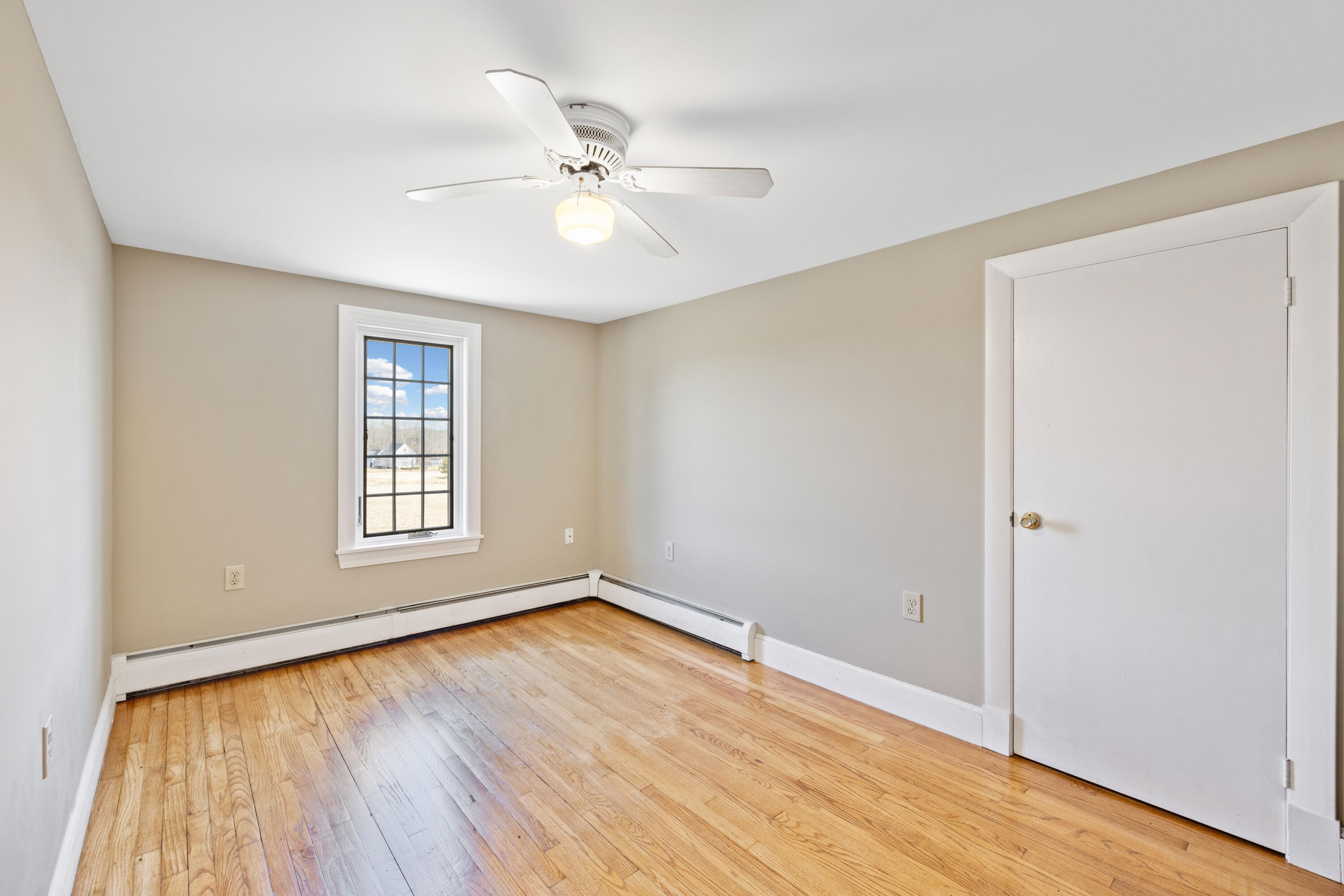 Cumberland, Maine, 04021, United States, 3 Bedrooms Bedrooms, ,2 BathroomsBathrooms,Residential,For Sale,1759704
