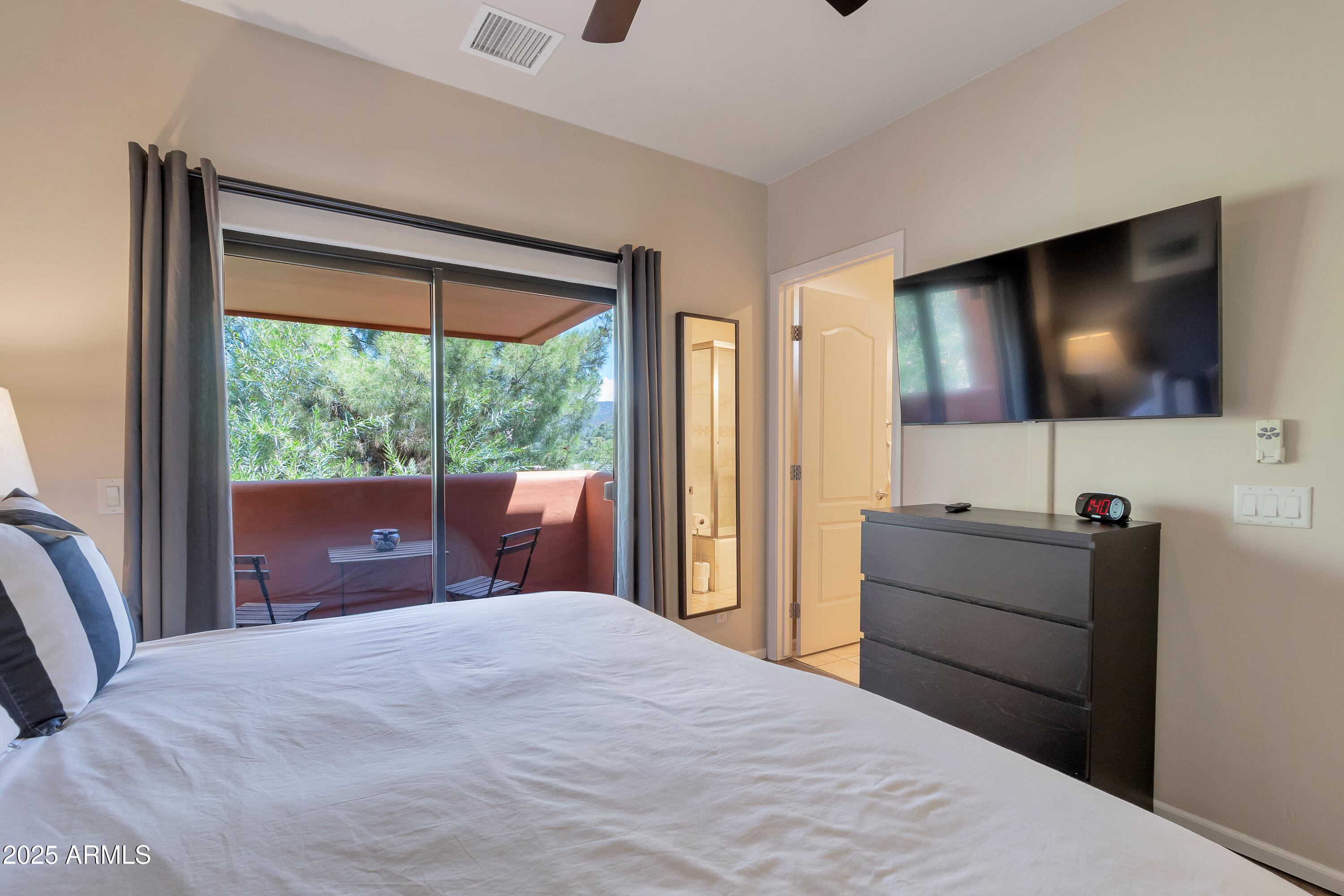 Sedona, Arizona, 86351, United States, 2 Bedrooms Bedrooms, ,Residential,For Sale,1926311