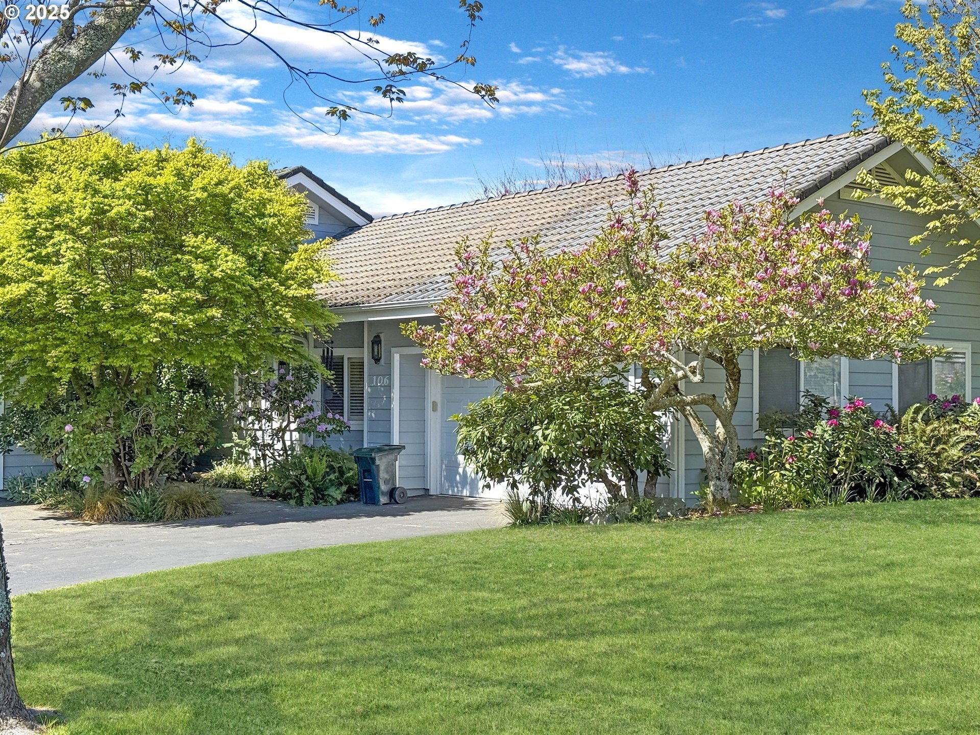 Brookings, Oregon, 97415, United States, 2 Bedrooms Bedrooms, ,2 BathroomsBathrooms,Residential,For Sale,1920315