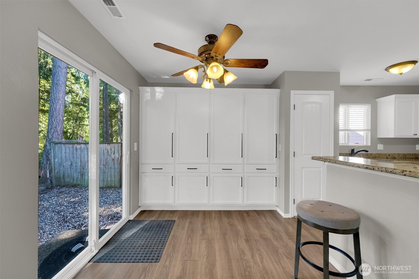 Puyallup, Washington, 98374, United States, 4 Bedrooms Bedrooms, ,3 BathroomsBathrooms,Residential,For Sale,1899672