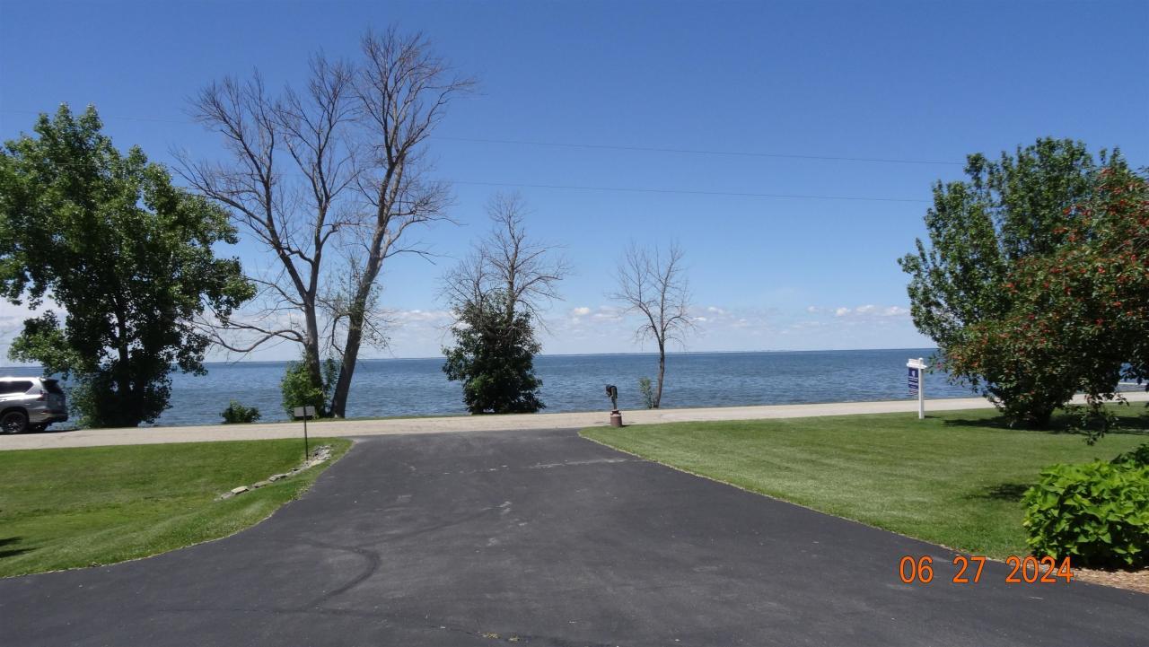 Brussels, Wisconsin, 54204, United States, 4 Bedrooms Bedrooms, ,3 BathroomsBathrooms,Residential,For Sale,1837753