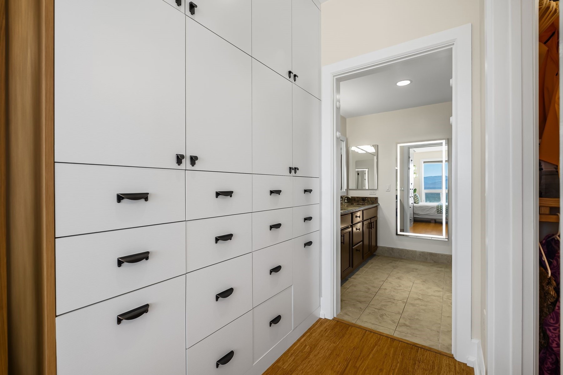  Corner Condo at Seasons at Sandpoint - 物件實景