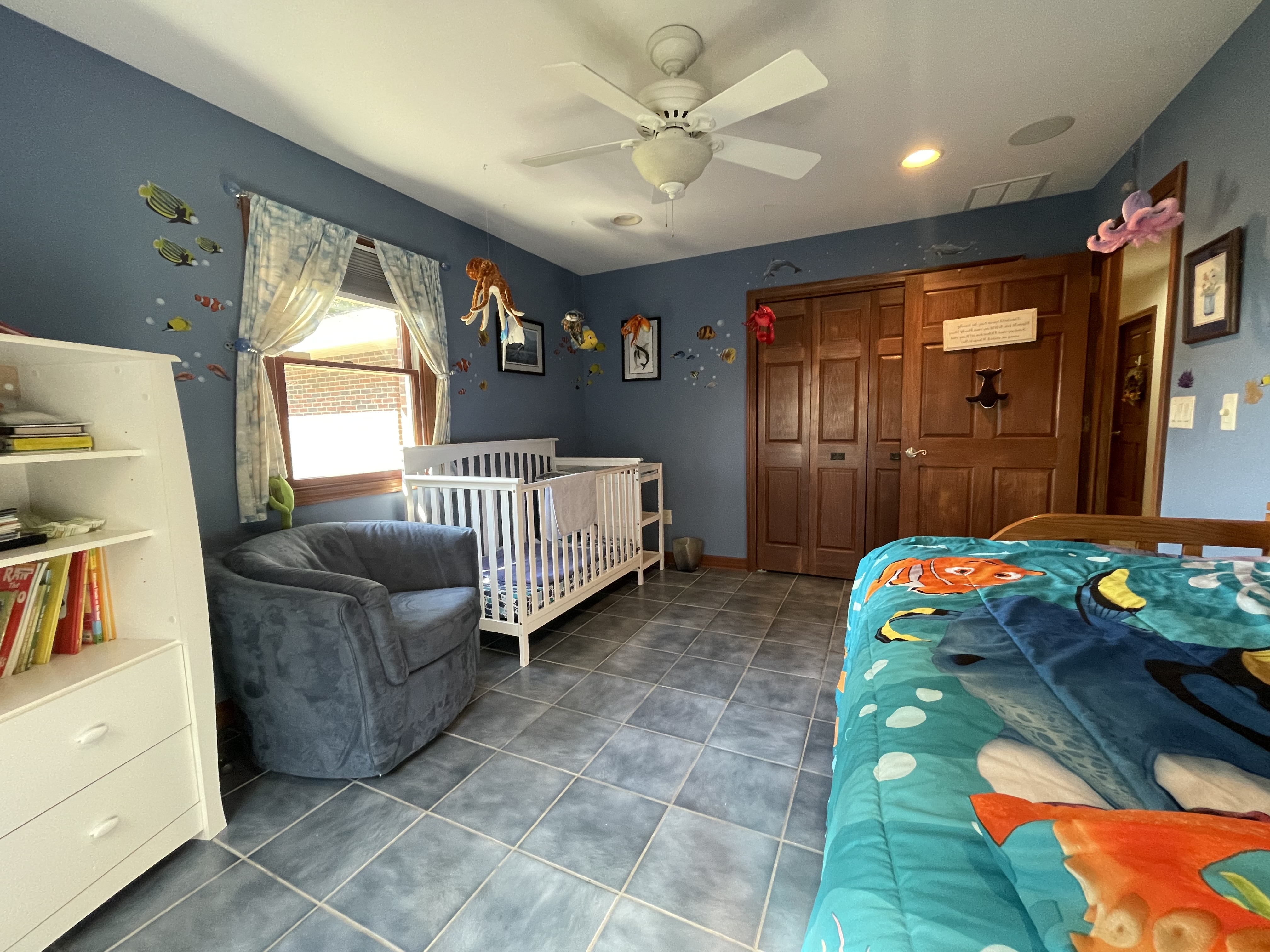 Murphysboro, Illinois, 62966, United States, 5 Bedrooms Bedrooms, ,6 BathroomsBathrooms,Residential,For Sale,1977081