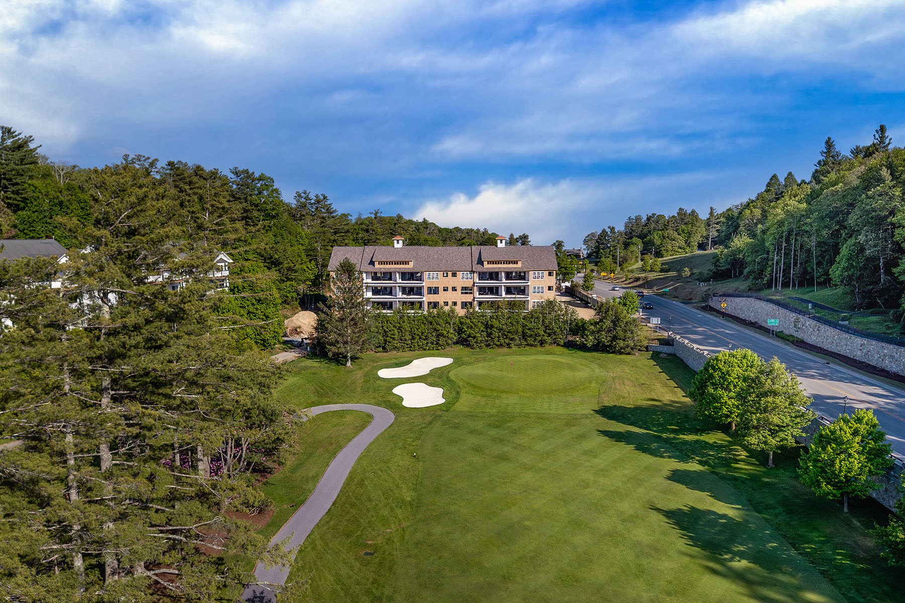  THE RAYNOR - BLOWING ROCK - 物件實景
