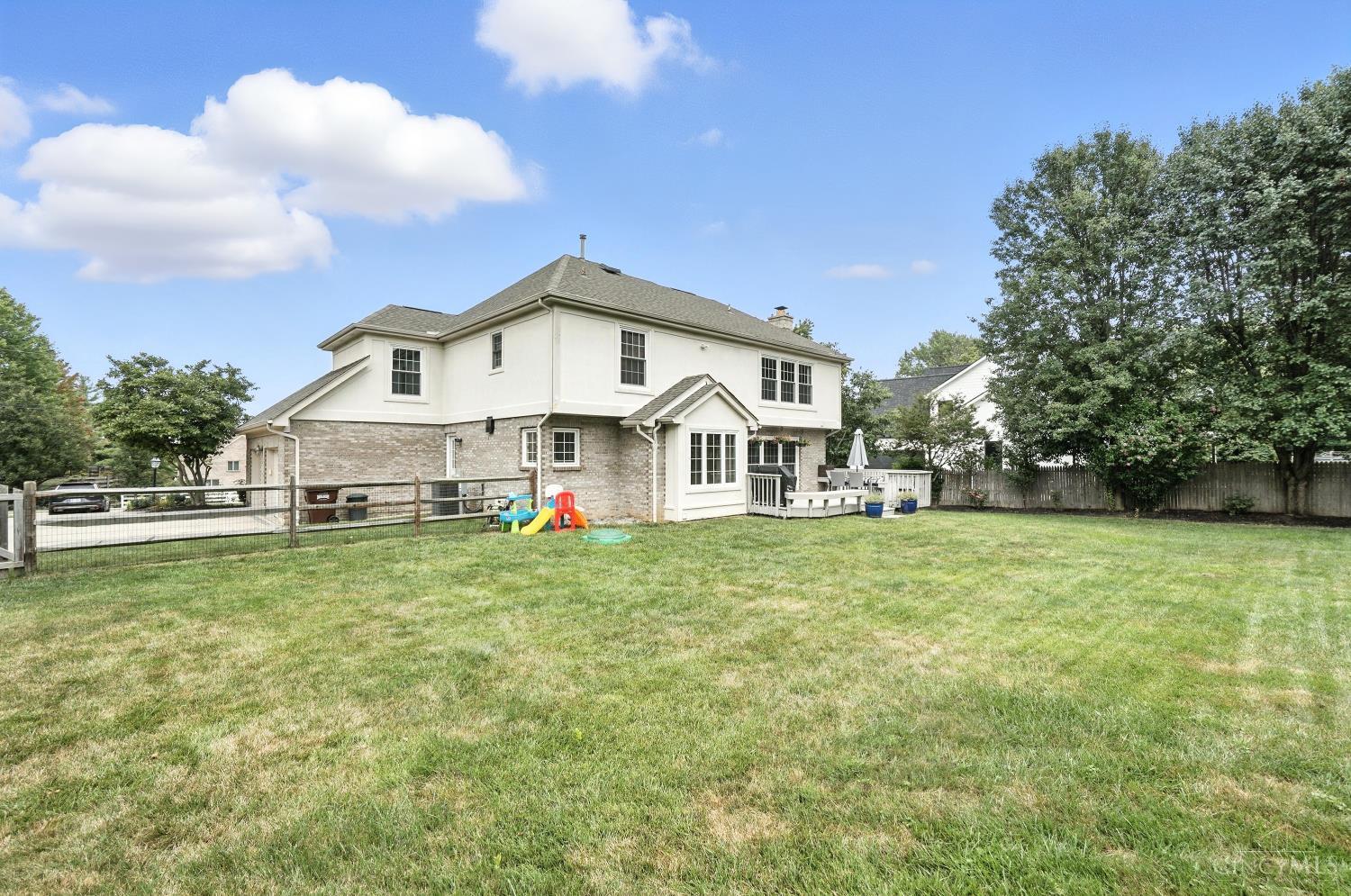 Blue Ash, Ohio, 45241, United States, 4 Bedrooms Bedrooms, ,4 BathroomsBathrooms,Residential,For Sale,1902306