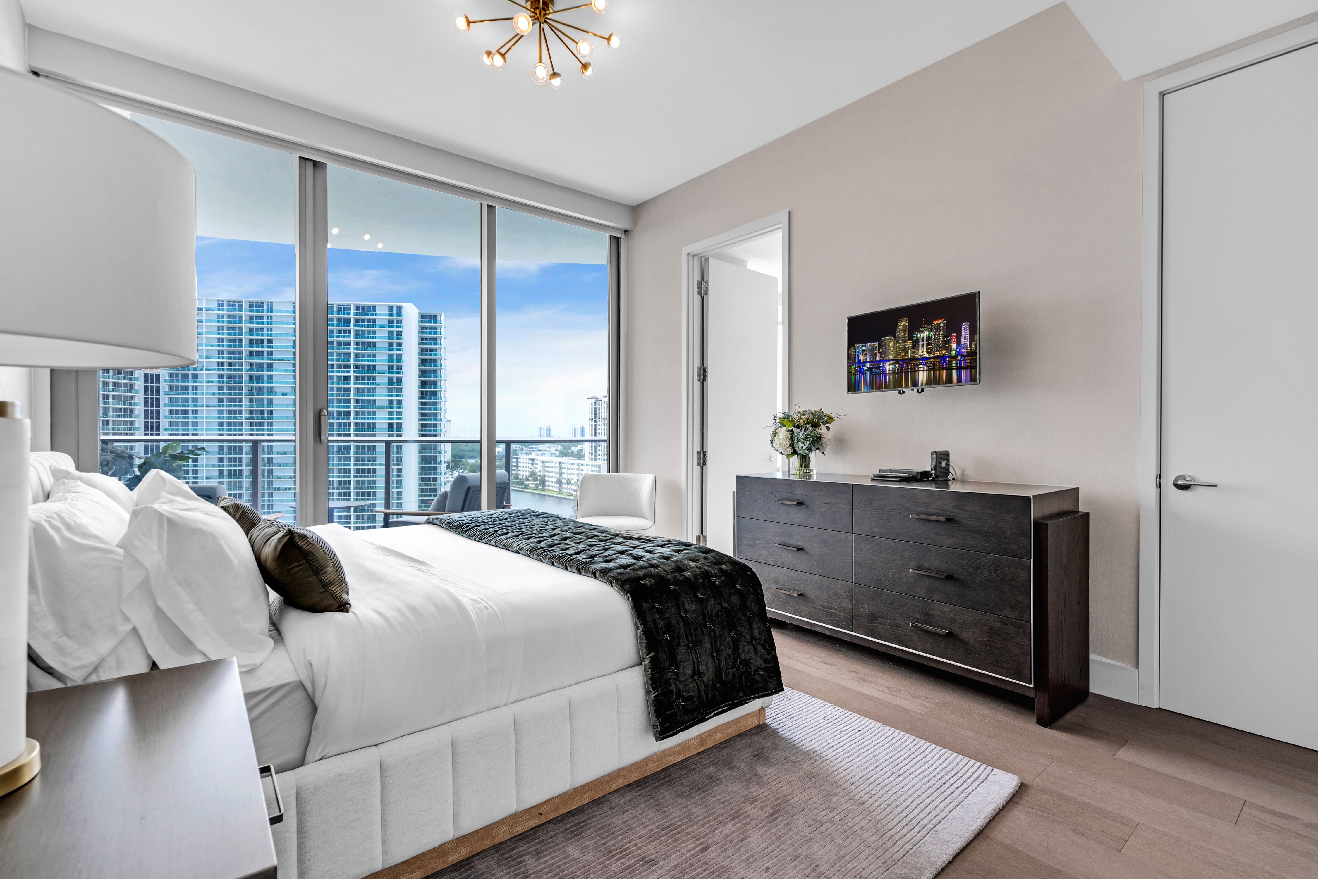  15701 Collins Ave #705, Sunny Isles Beach, FL, 33160 - 物件實景