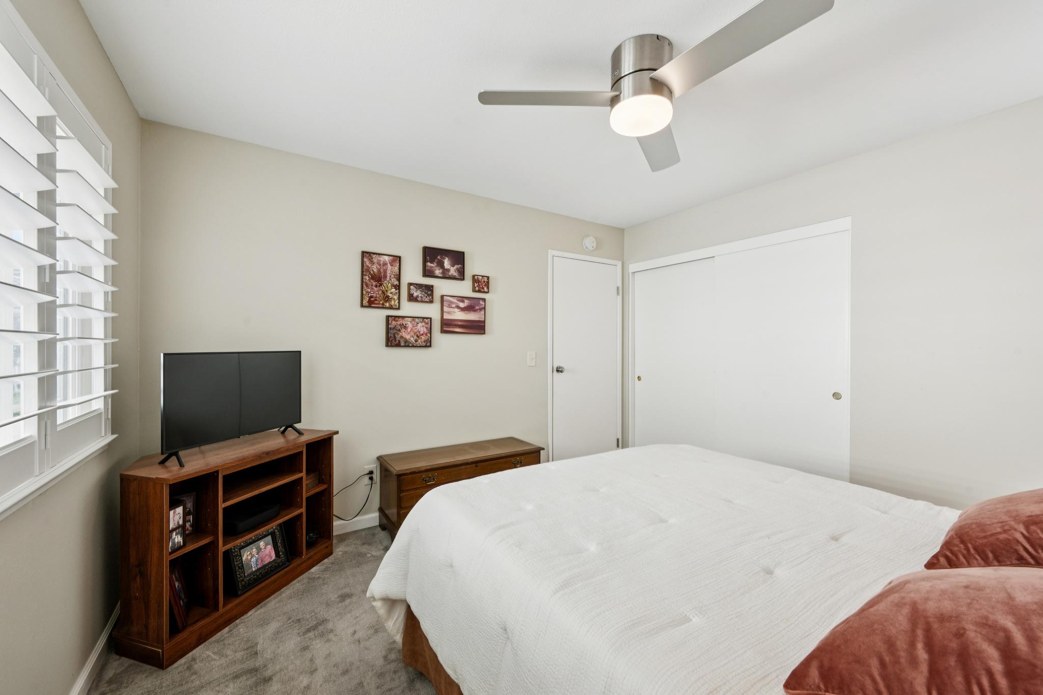  7284 Oakmont Drive - 物件實景