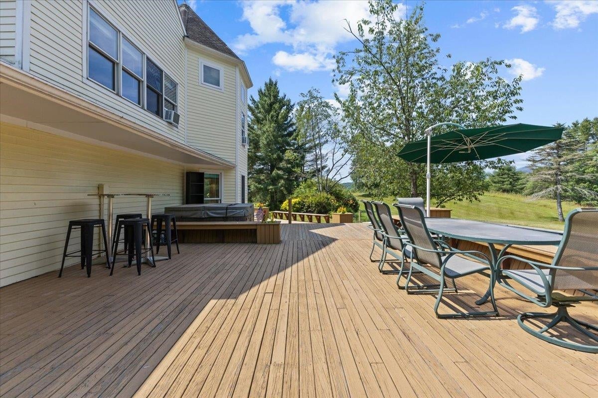 Stowe, Vermont, 05672, United States, 4 Bedrooms Bedrooms, ,3 BathroomsBathrooms,Residential,For Sale,1890997