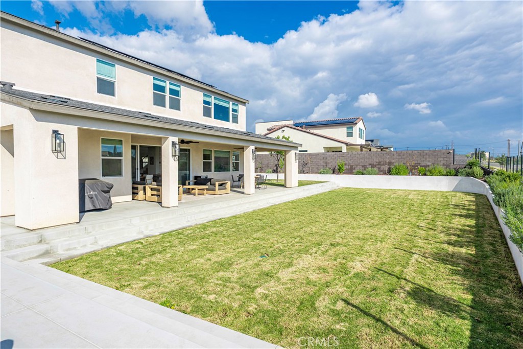 Fontana, California, 92336, United States, 4 Bedrooms Bedrooms, ,3 BathroomsBathrooms,Residential,For Sale,1995371