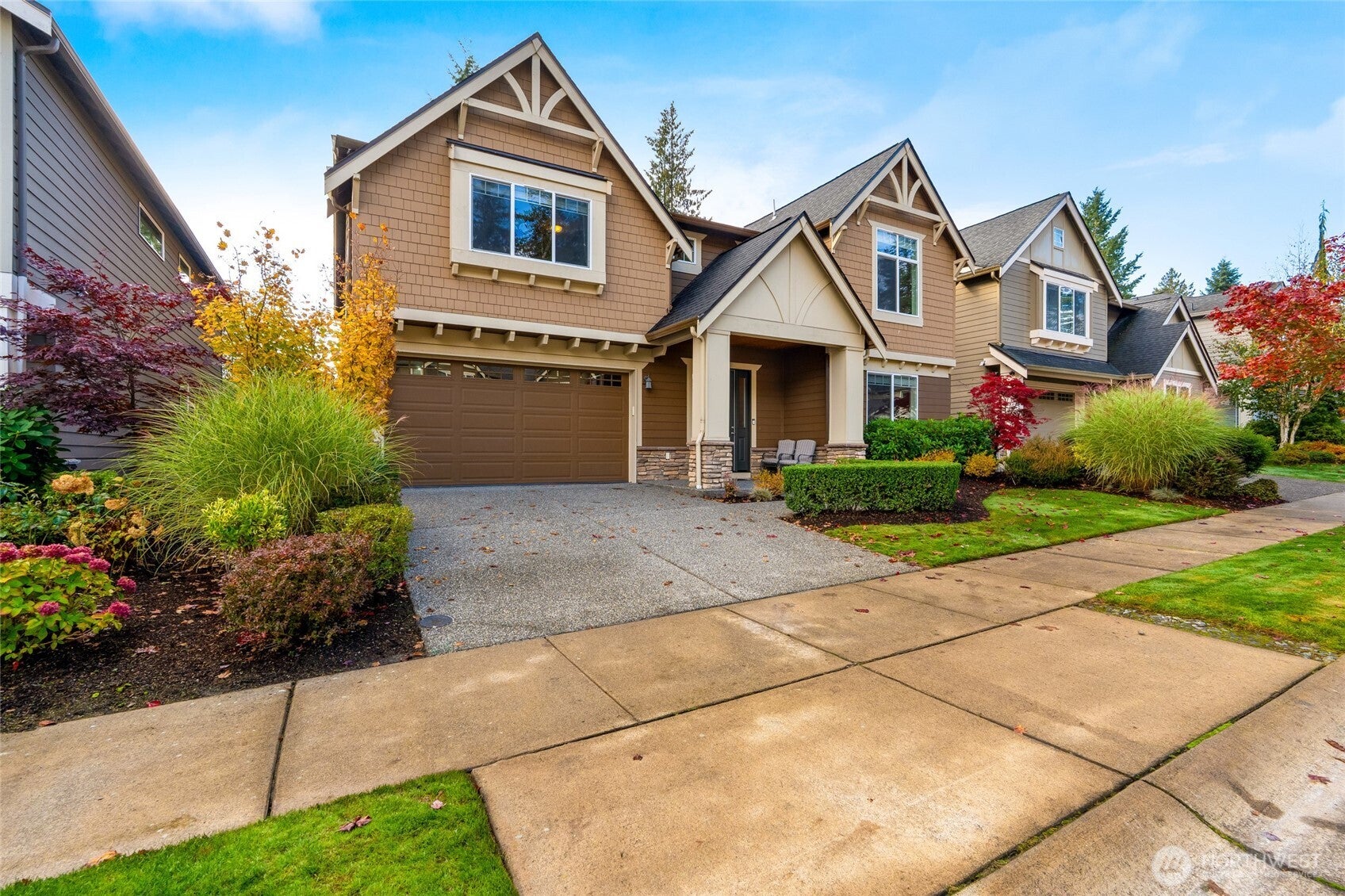 Lynnwood, Washington, 98037, United States, 5 Bedrooms Bedrooms, ,4 BathroomsBathrooms,Residential,For Sale,1979016