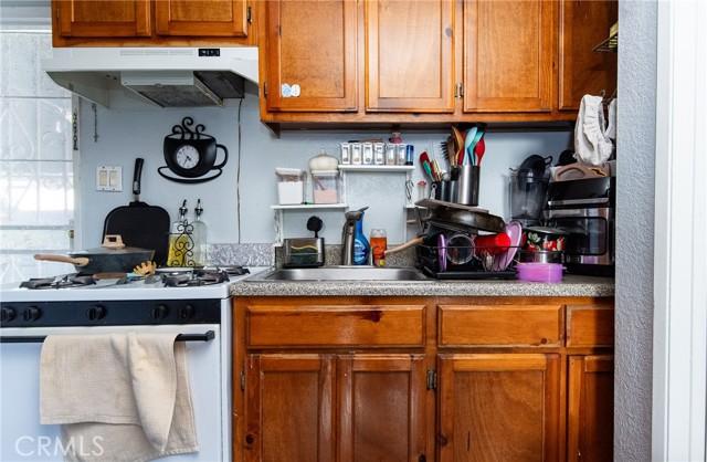 CMP, California, 90222, United States, 4 Bedrooms Bedrooms, ,2 BathroomsBathrooms,Residential,For Sale,2030820