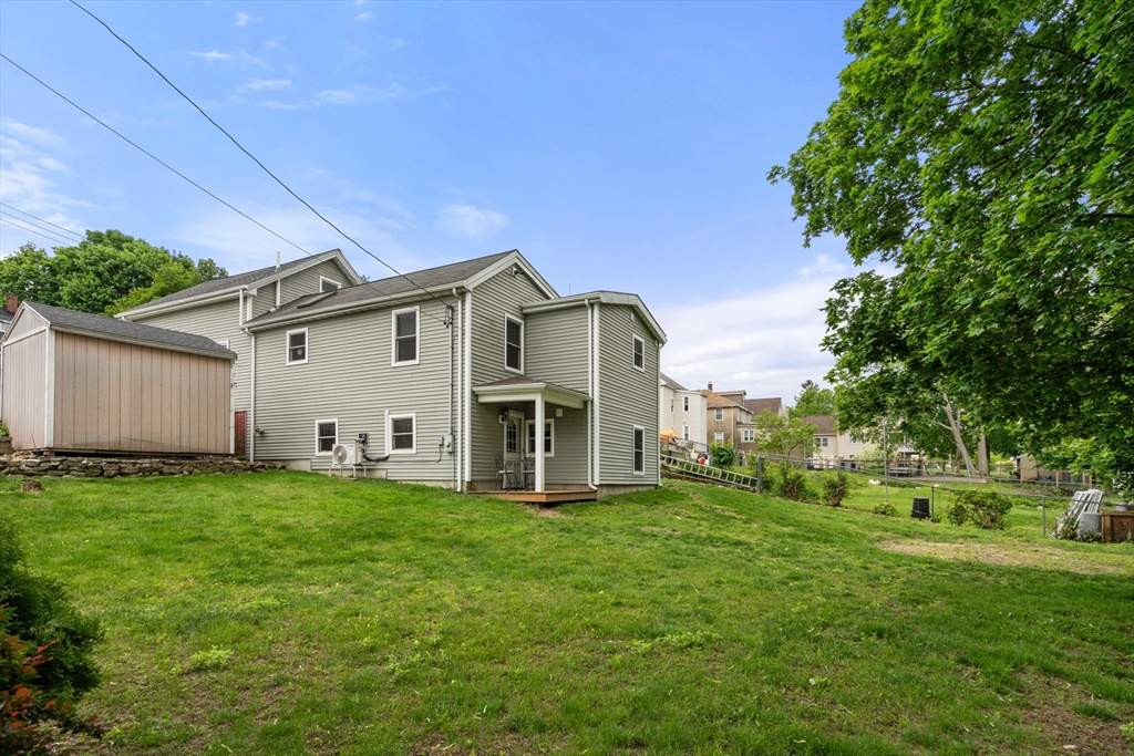 Wakefield, Massachusetts, 01880, United States, 5 Bedrooms Bedrooms, ,3 BathroomsBathrooms,Residential,For Sale,1837062