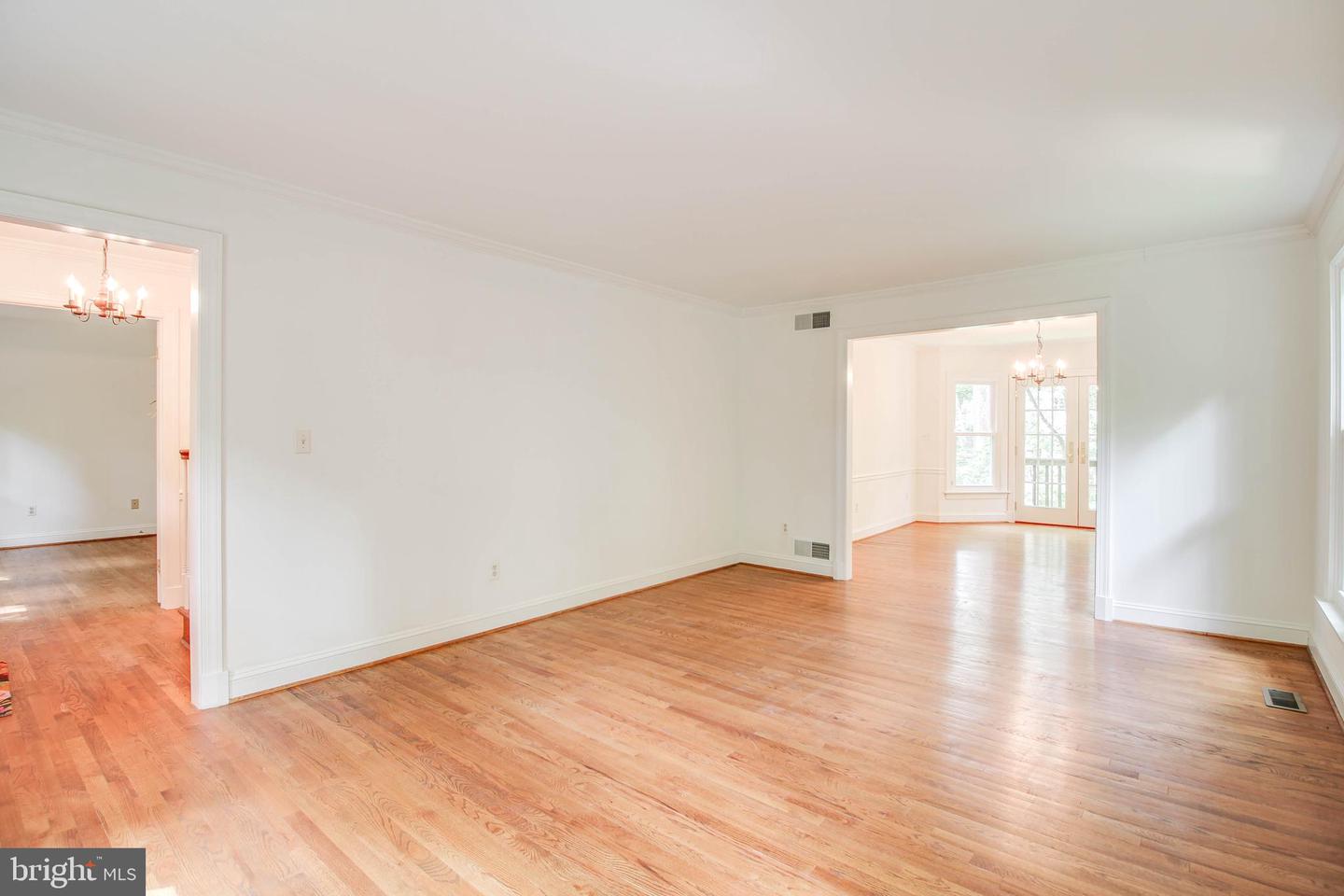 Dayton, Maryland, 21036, United States, 5 Bedrooms Bedrooms, ,3 BathroomsBathrooms,Residential,For Sale,1906763