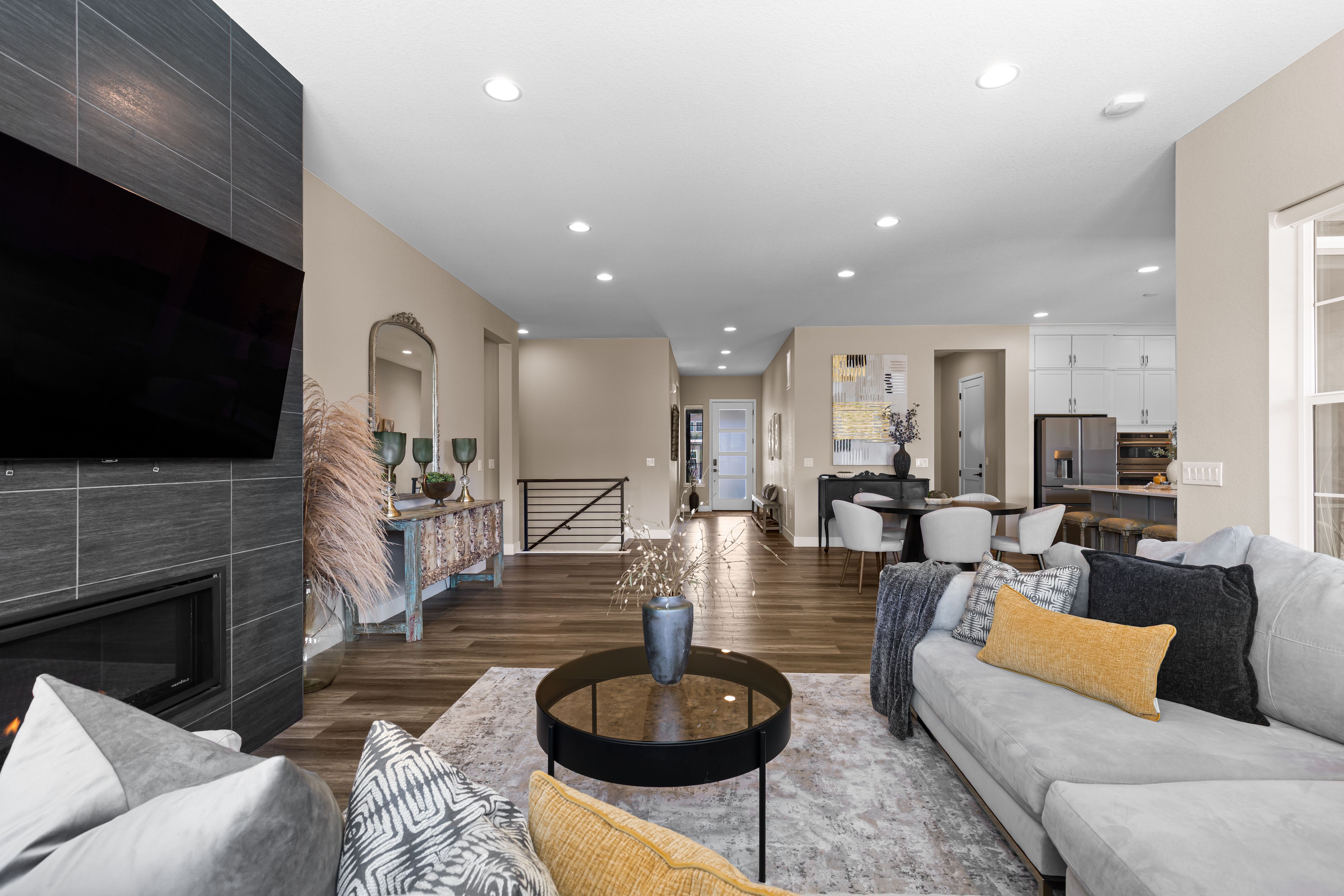  100% Move-in Ready and Beautifully Designed - 物件實景