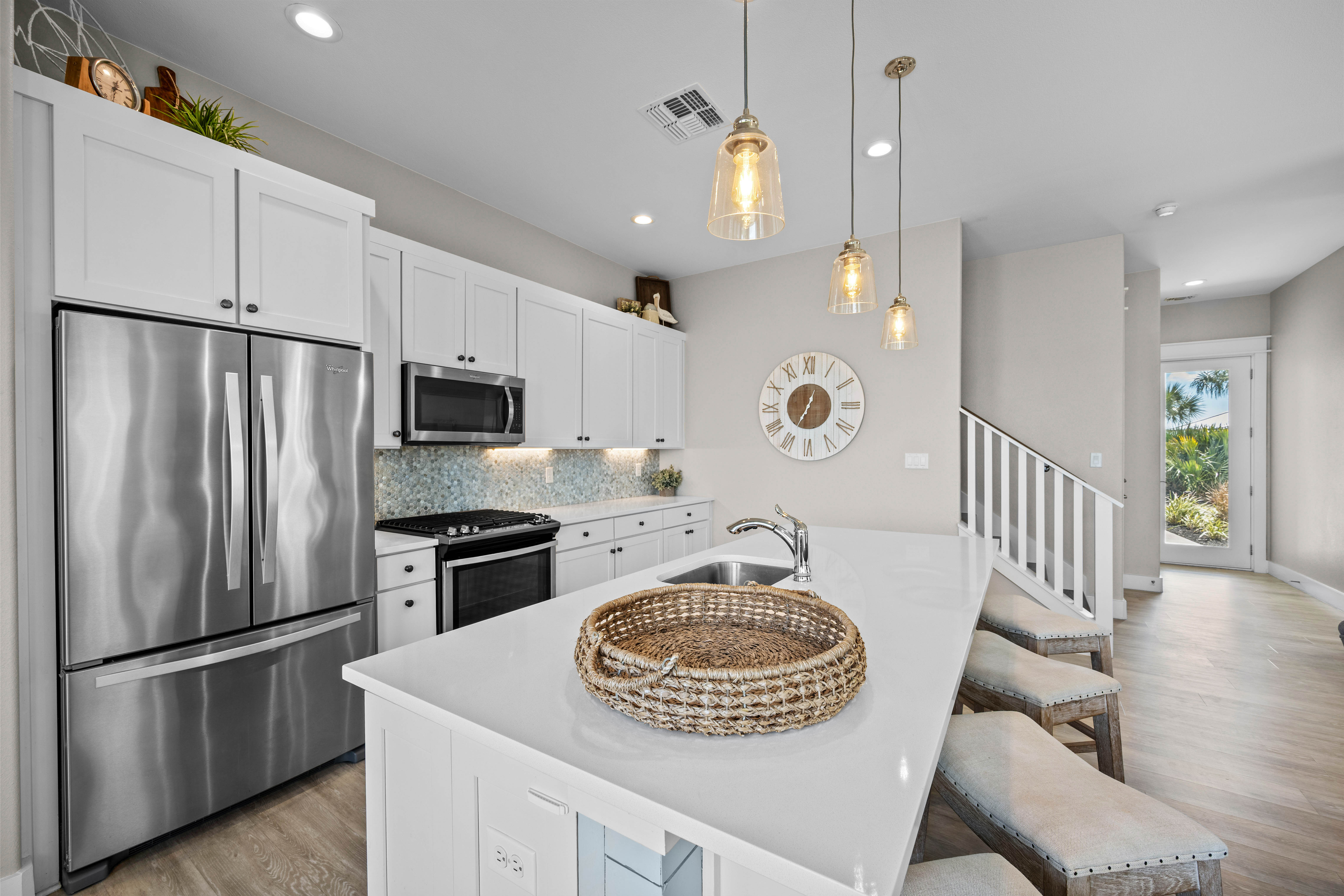  Relaxing 4BR Waterfront Condo - 物件實景