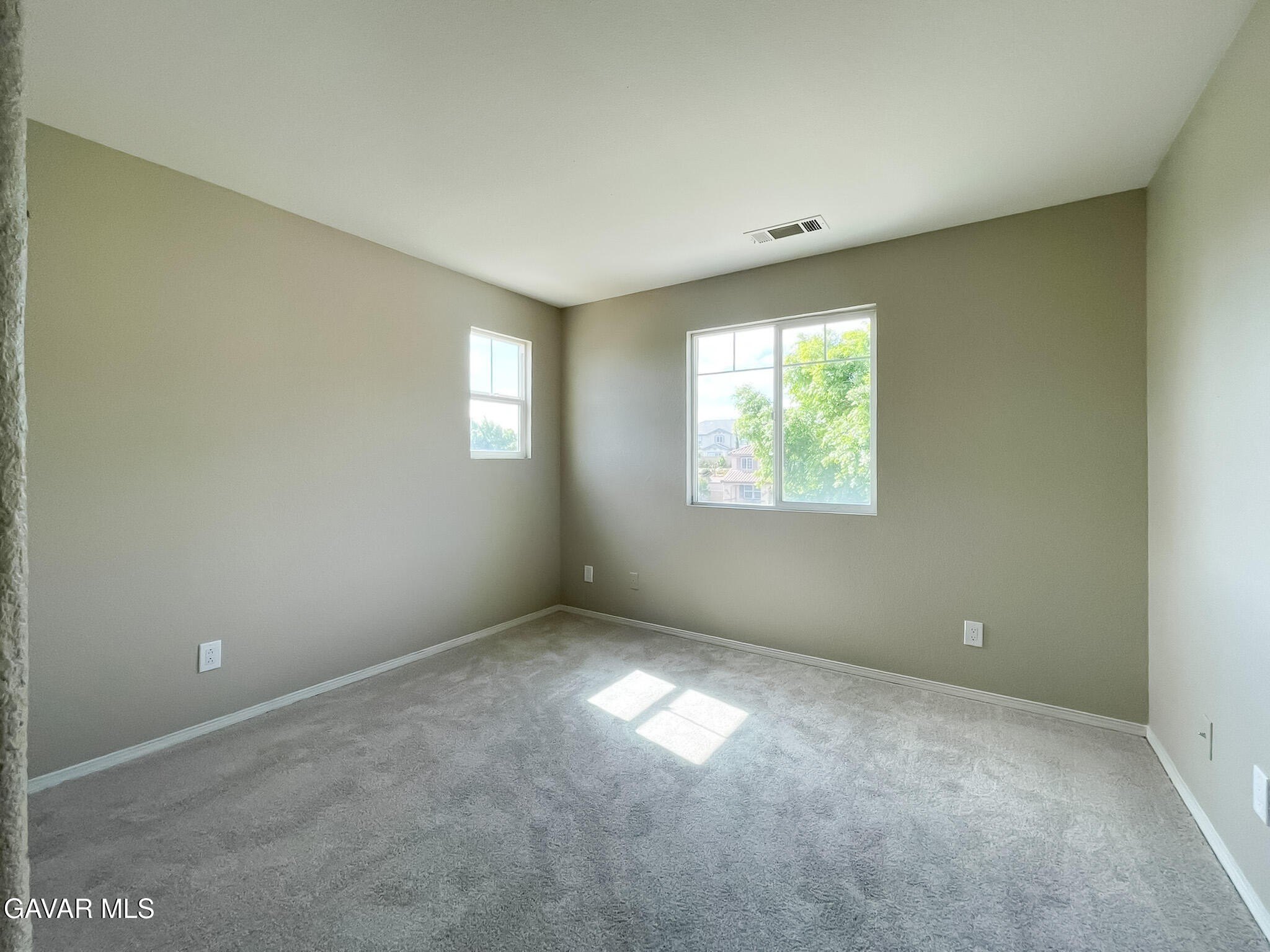 Palmdale, California, 93551, United States, 5 Bedrooms Bedrooms, ,3 BathroomsBathrooms,Residential,For Sale,2049343