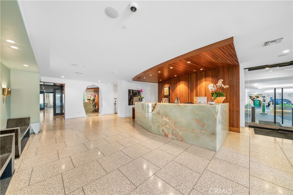 Los Angeles, California, 90024, United States, 2 Bedrooms Bedrooms, ,2 BathroomsBathrooms,Residential,For Sale,1746972