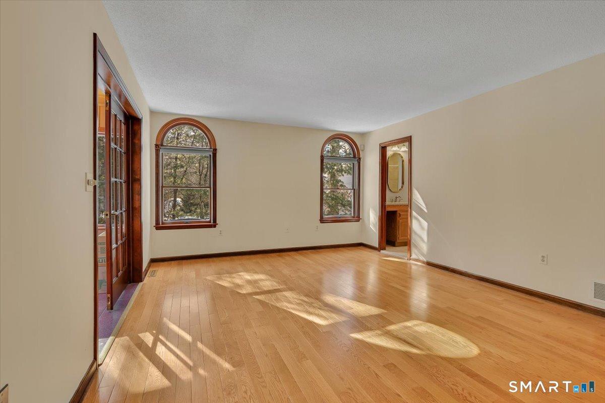 Southington, Connecticut, 06489, United States, 4 Bedrooms Bedrooms, ,3 BathroomsBathrooms,Residential,For Sale,2013788