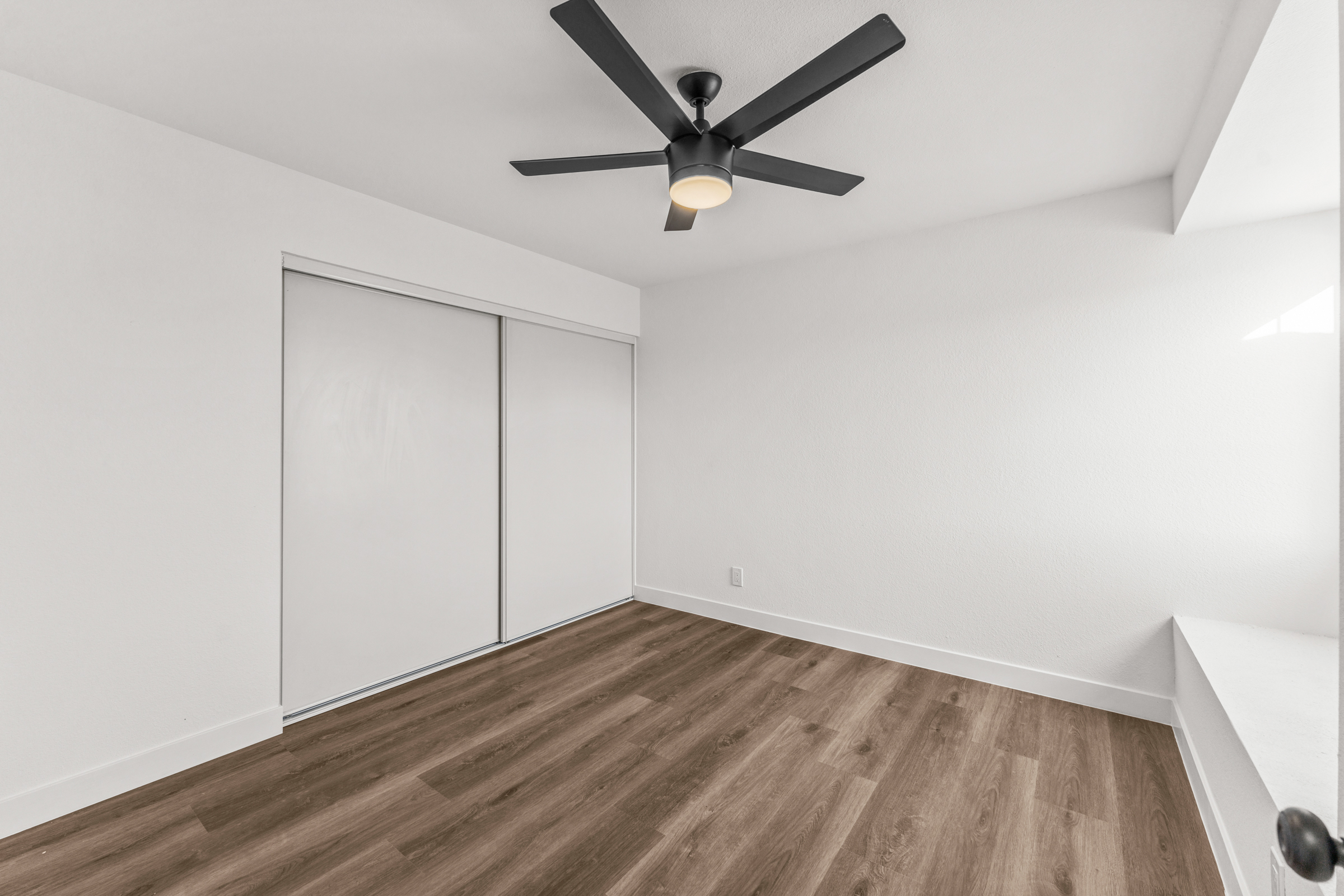 Lake Elsinore, California, 92530, United States, 4 Bedrooms Bedrooms, ,3 BathroomsBathrooms,Residential,For Sale,2005487